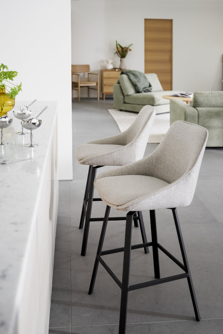 ALISON Barstuhl beige, drehbar ROWICO