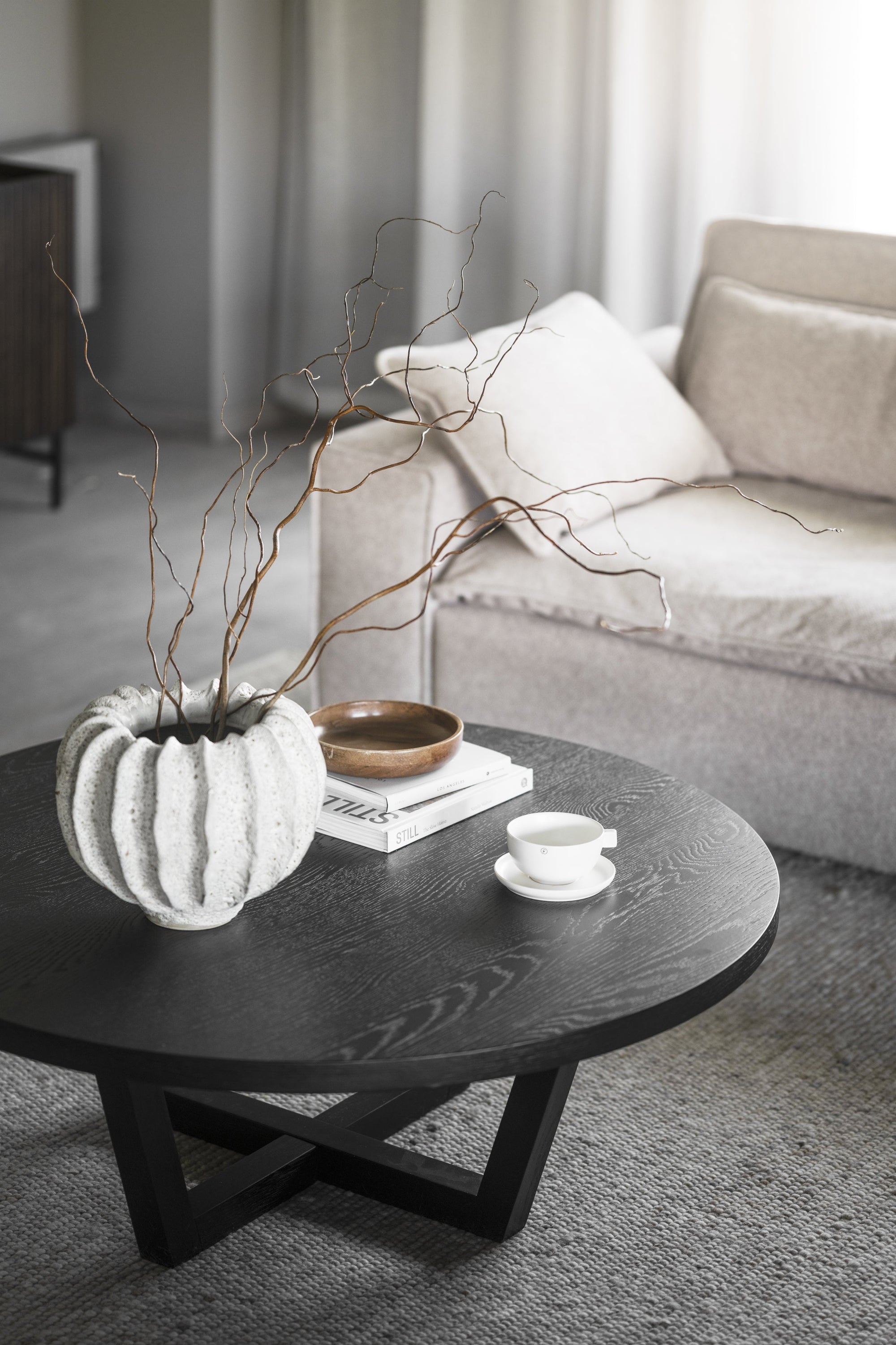 Boxford Round Coffee Table Ø110 cm – Black Oak – 2