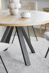 Maddock Round Extendable Dining Table Ø135 cm – Oak / Black – 3