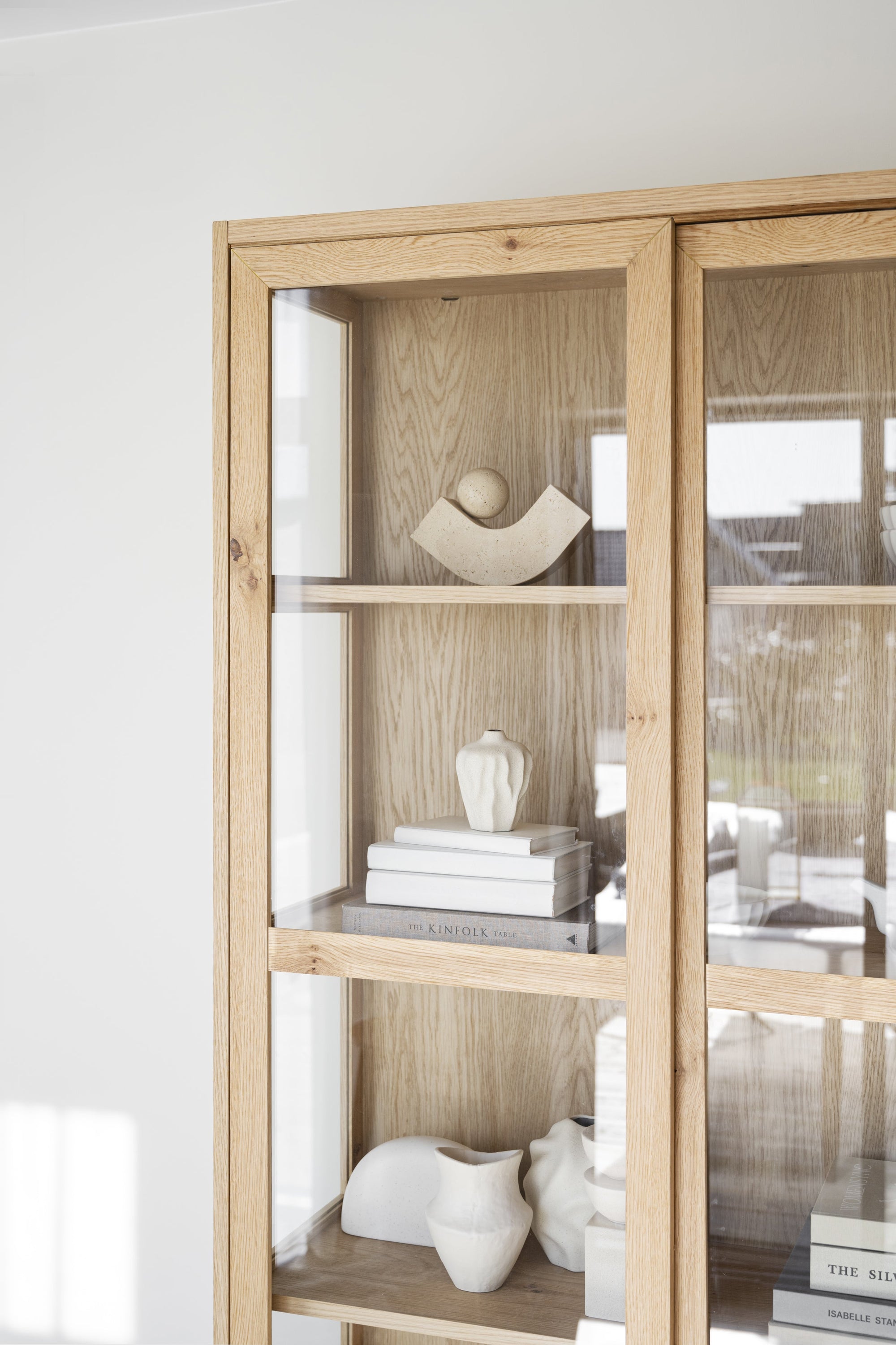 Hazelton Glass Cabinet with Drawers – Oak – 3