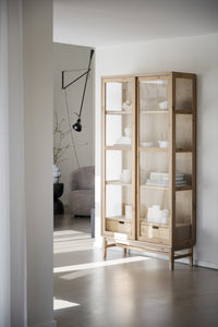 Hazelton Glass Cabinet with Drawers – Oak – 2