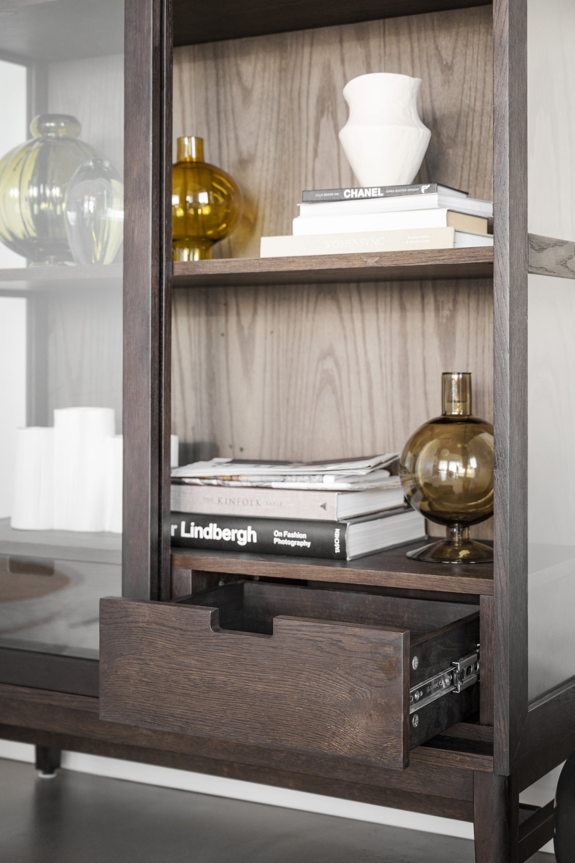 Hazelton Glass Cabinet with Drawers – Brown Oak – 5