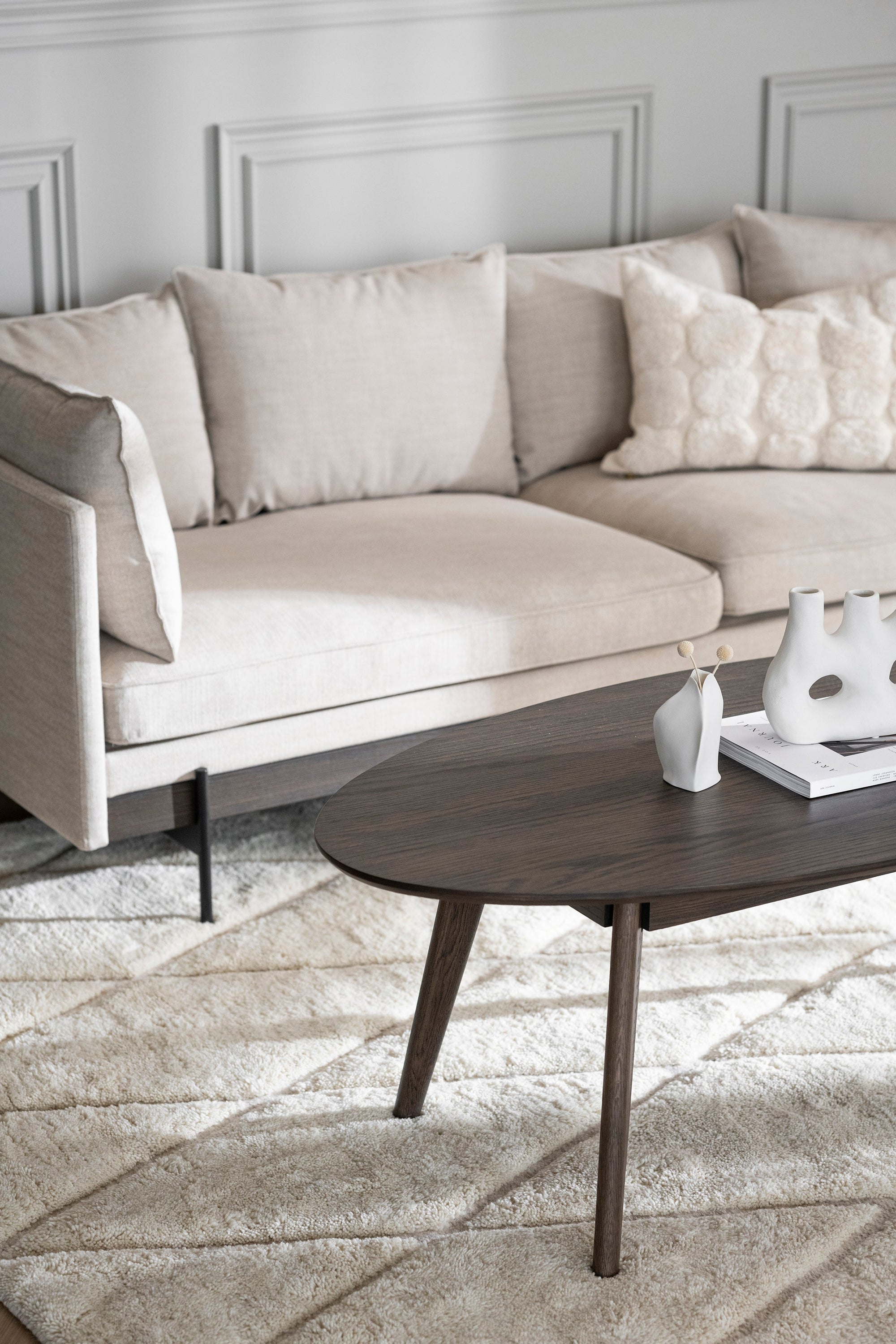 YUMI Oval Coffee Table 130CM – Brown Oak – 2