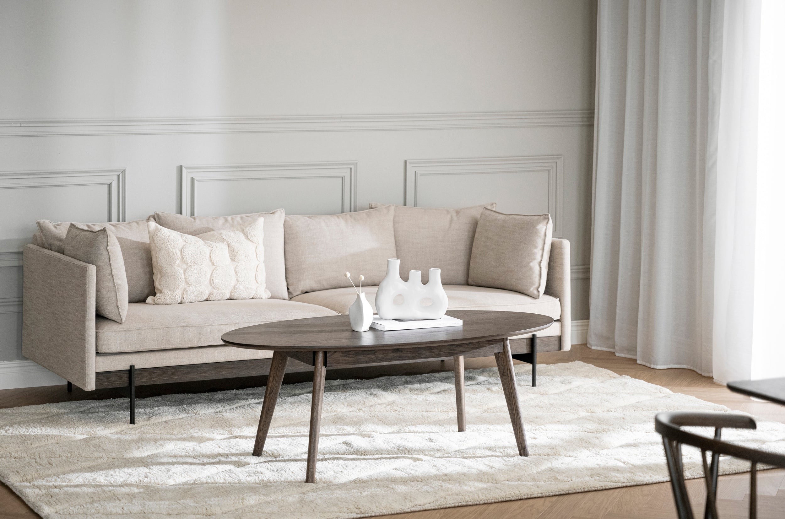YUMI Oval Coffee Table 130CM – Brown Oak – 3