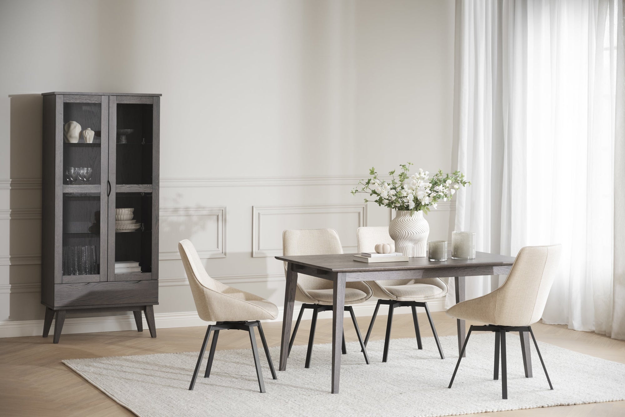 FILIPPA Dining Table 140CM/240CM – Dark brown / 140CM Standard Table – 4