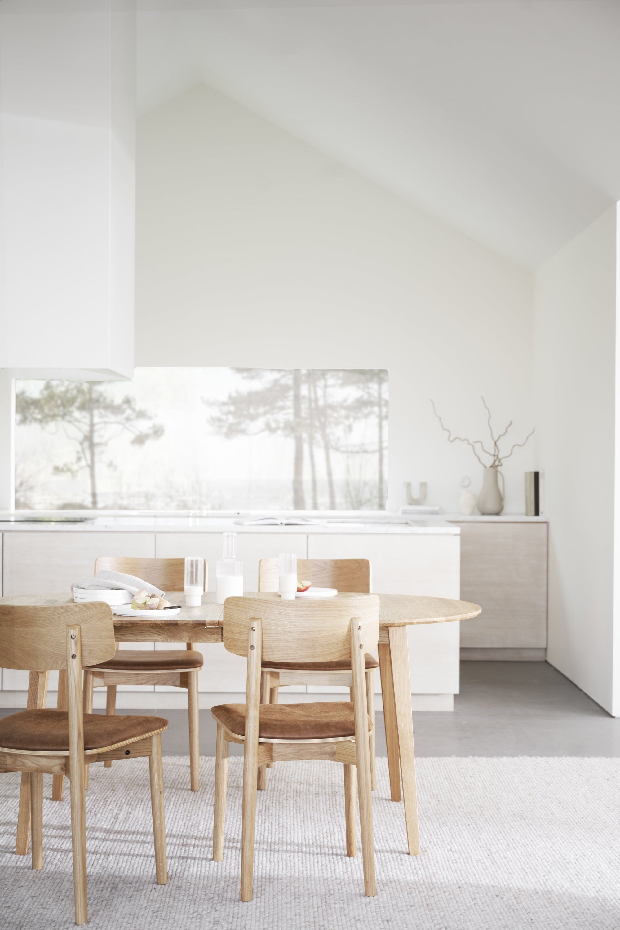FILIPPA Oval Extending Table 170/210/250CM – Oak / Standard Table (one leaf included) – 4