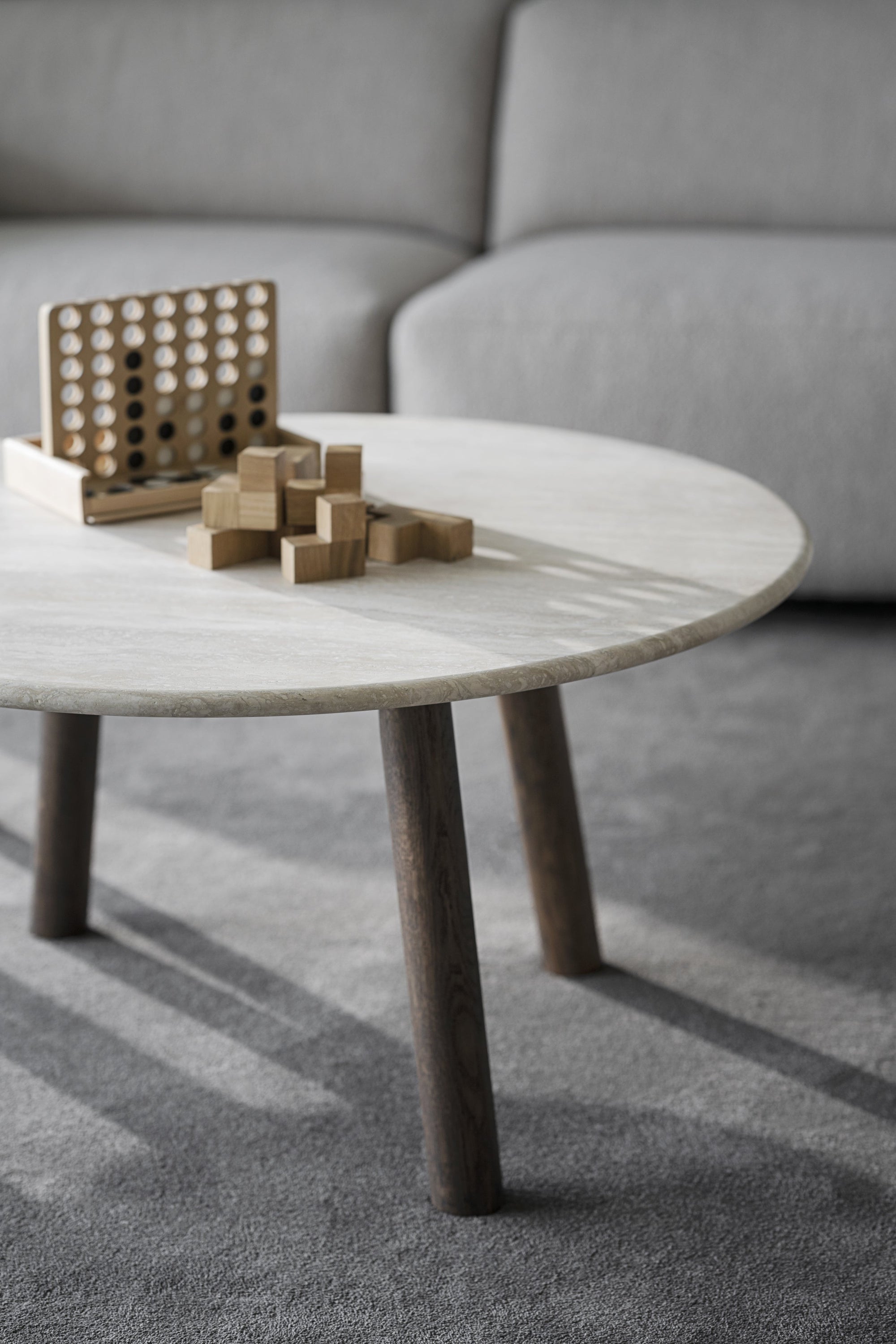 Taransay Travertine Coffee Table Ø90 cm – Beige / Brown Oak – 8