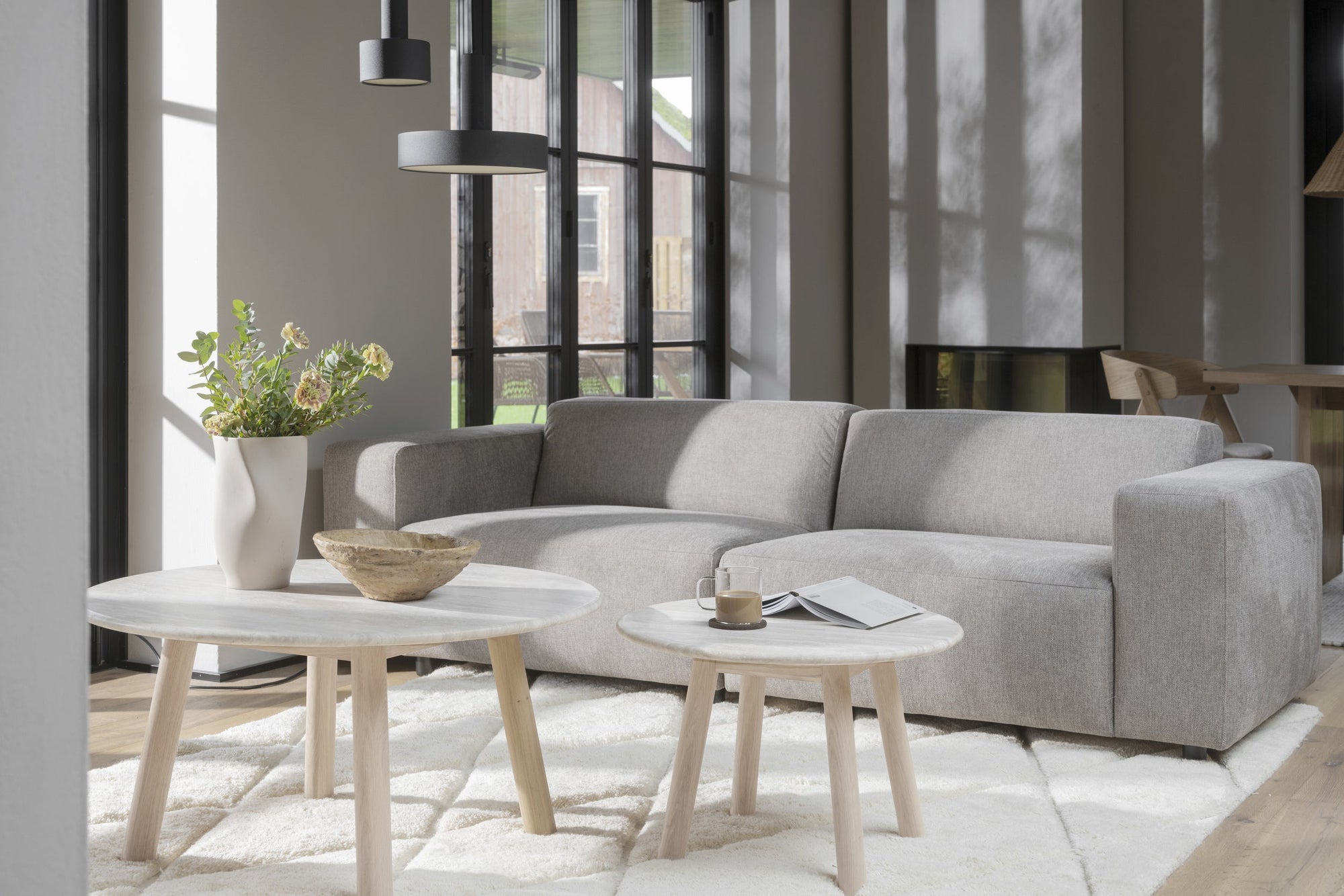 Taransay Travertine Coffee Table Ø90 cm – Beige / Whitewash Oak – 6