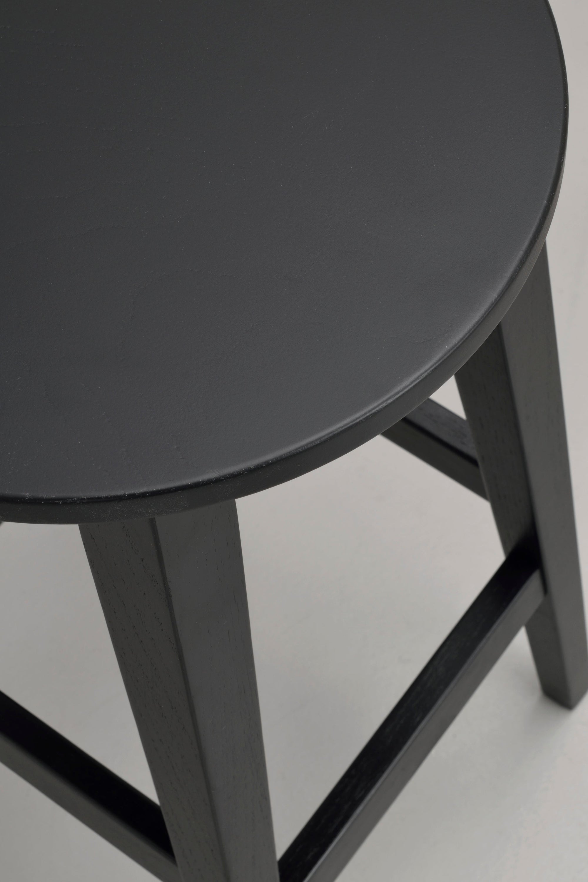 AUSTIN Set of 2 Bar Chairs – black lacquered oak – 8