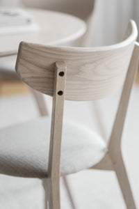 AMI Set of 2 Chairs – whitewash oak/grey-beige seat – 6