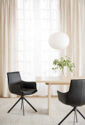 LOWELL Set of 2 Leather Swivel Armchairs – Black leather – 2