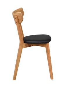AMI Set of 2 Chairs – lacquered oak/black PU seat – 8