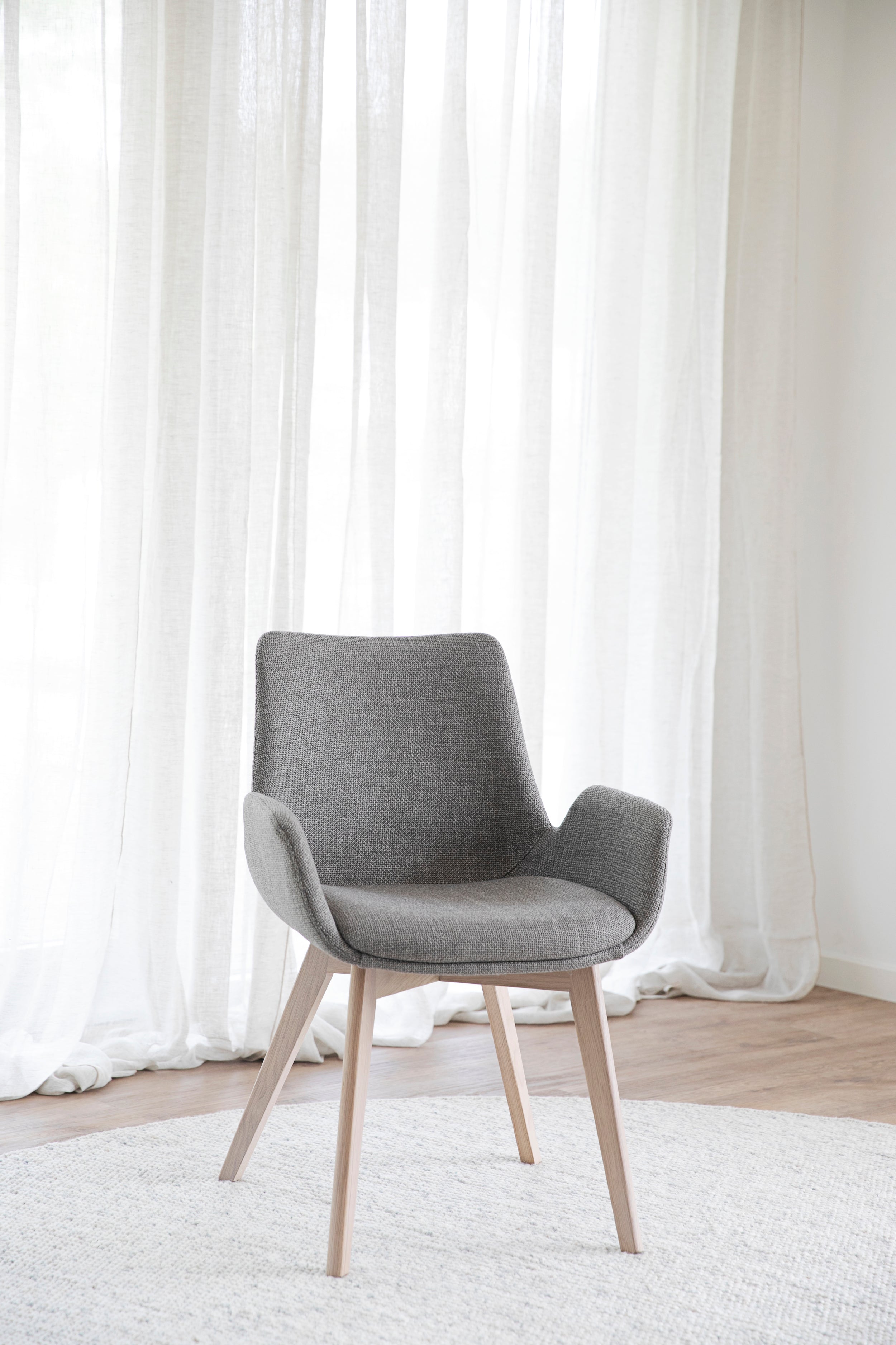 DRIMSDALE Grey Set of 2 Armchairs – Whitewashed oak – 2