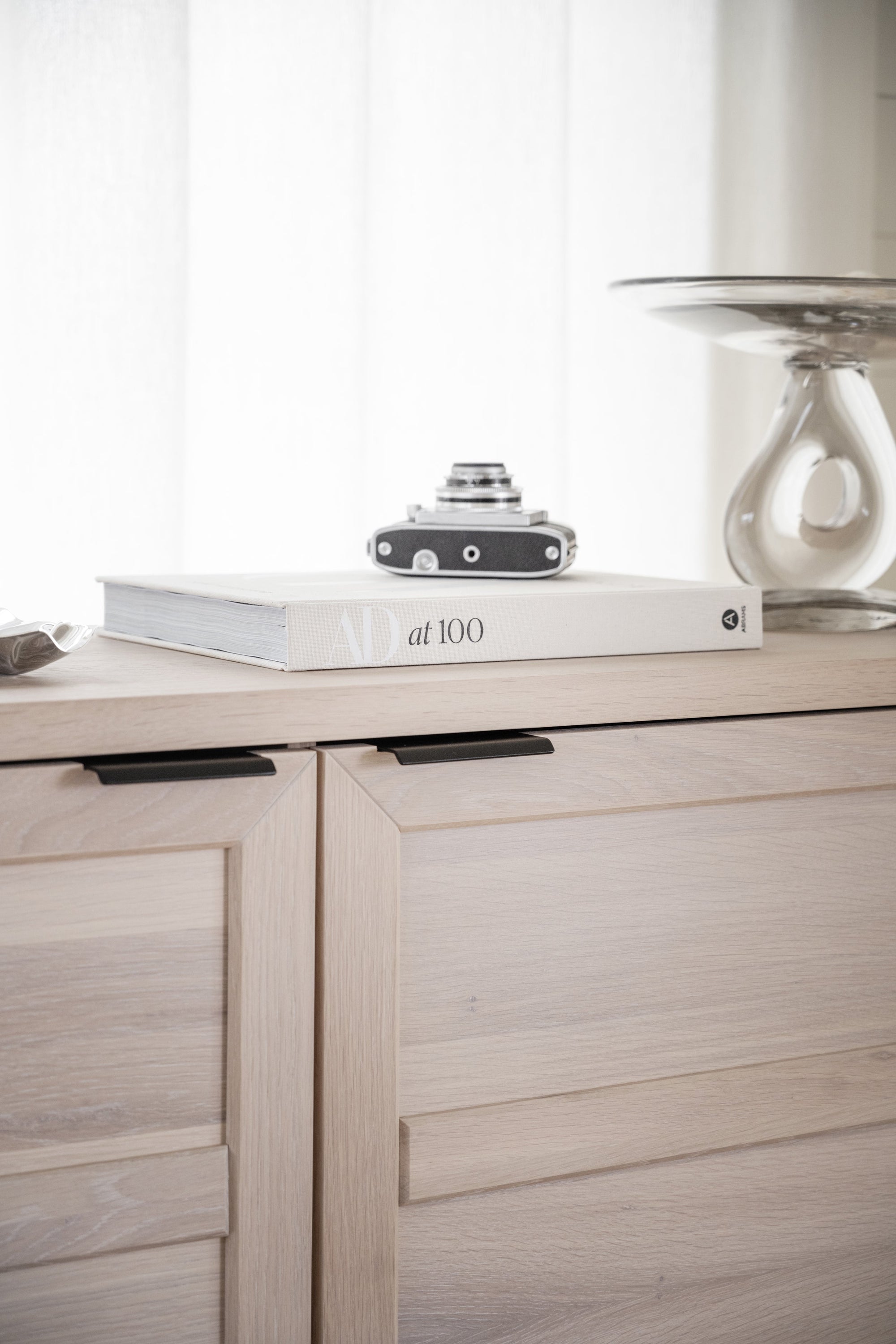 EVERETT Oak Sideboard 160CM – Whitewashed Oak – 4