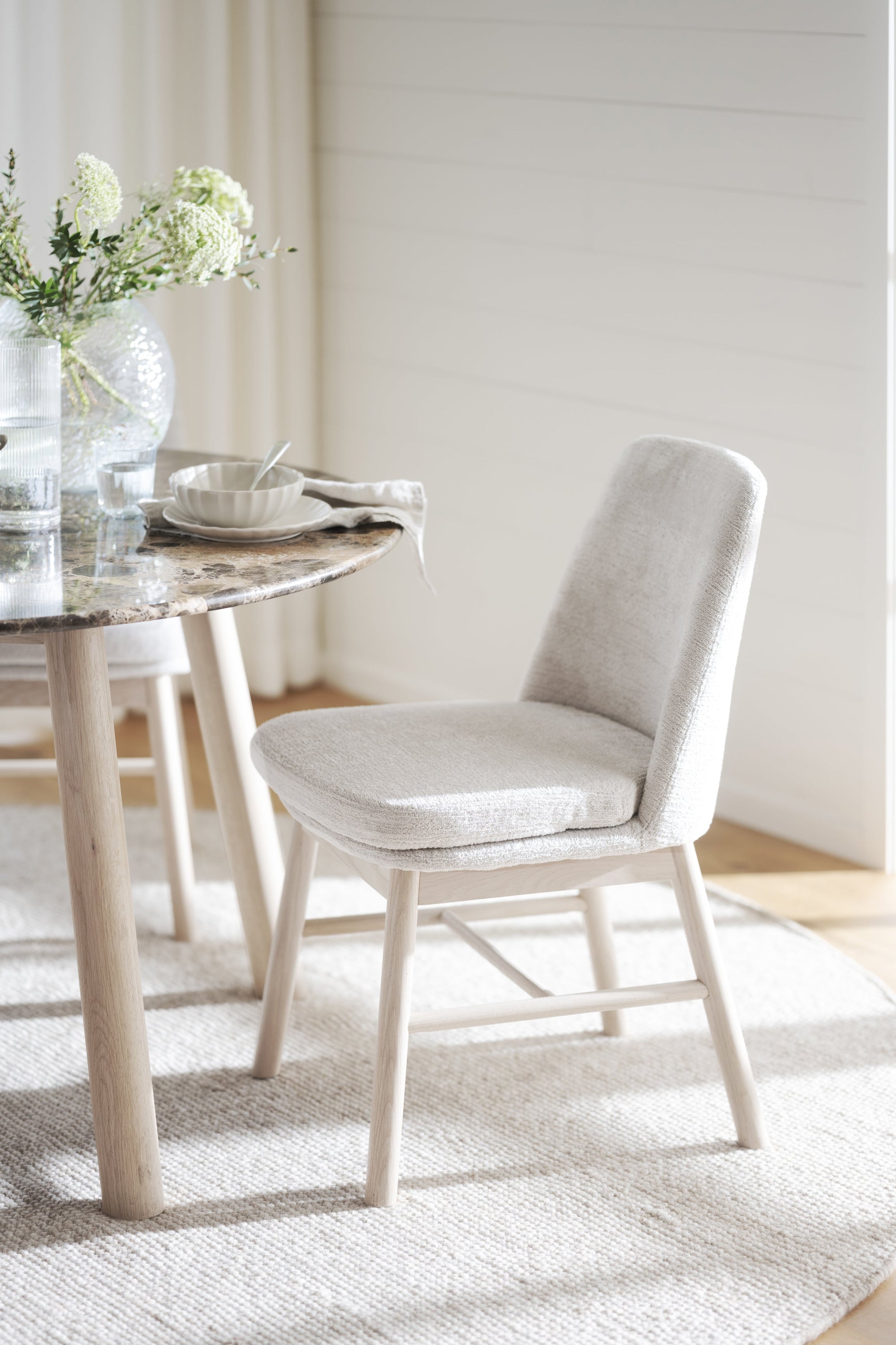 TARANSAY Round Table, Brown Travertine Top, Whitewash Legs Ø 125 CM – Default Title – 4