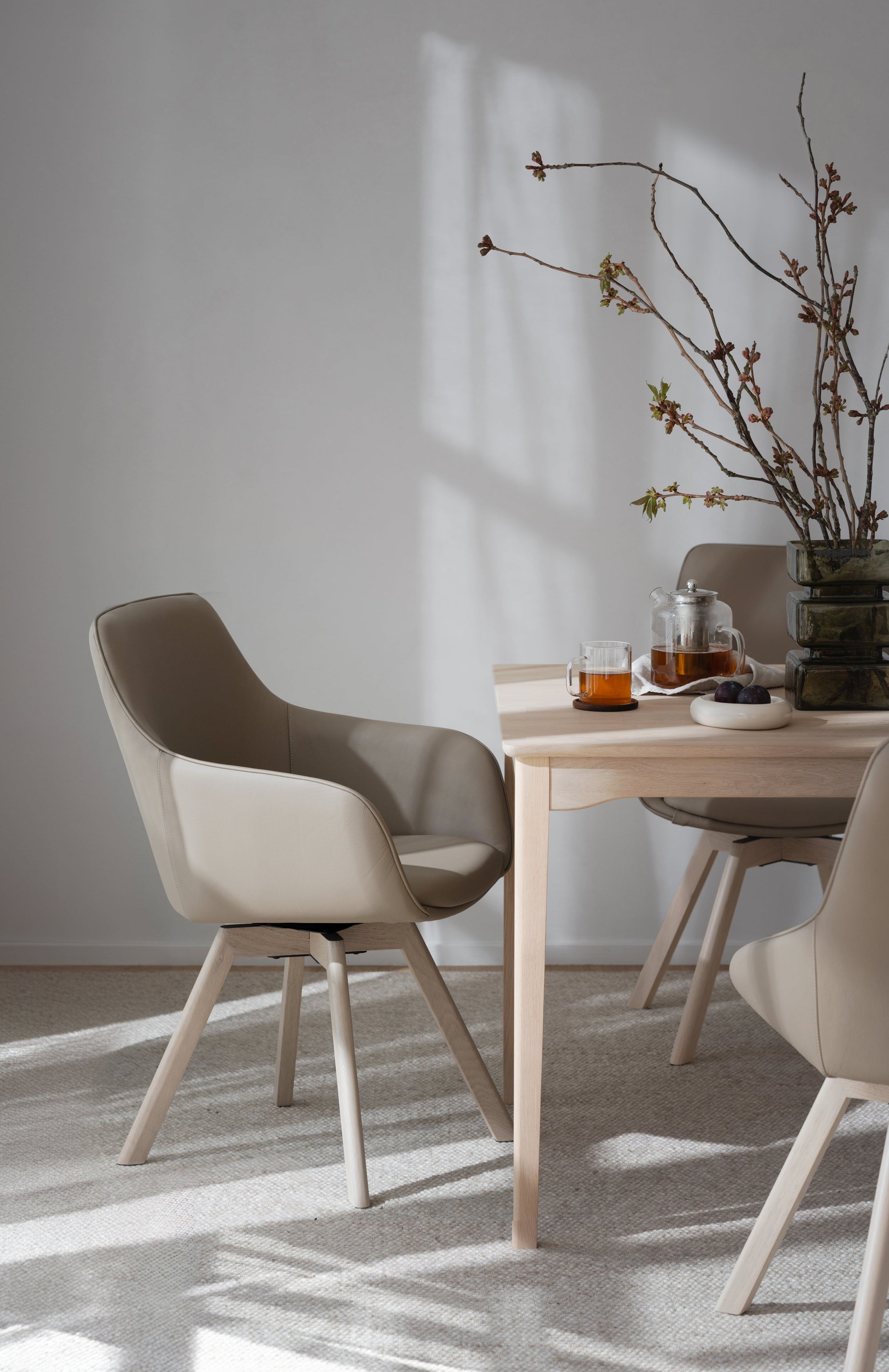 Alison Swivel Dining Armchair with Oak Legs (Set of 2) – Beige Leather / Whitewash Oak – 2