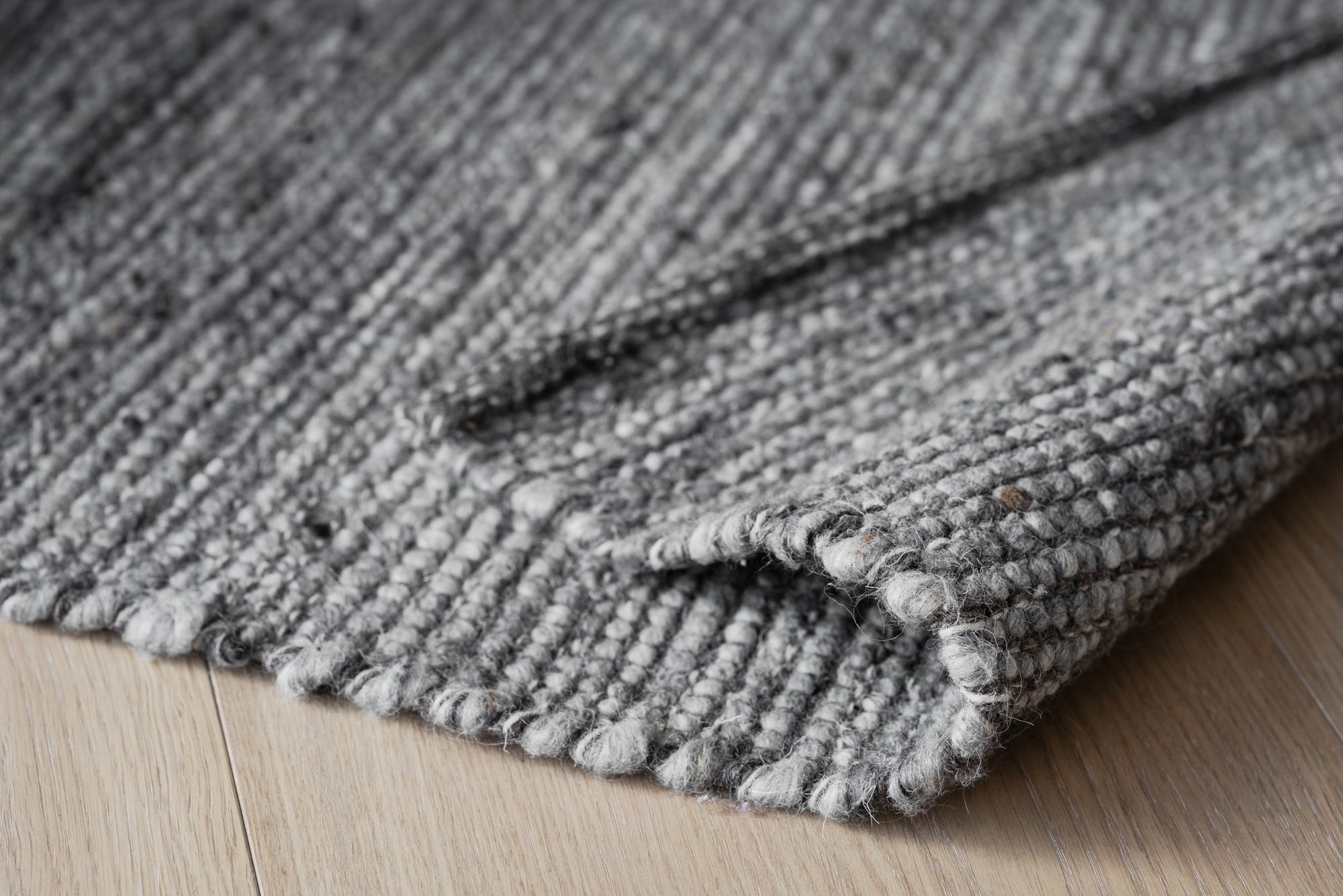 Donegal Wool Rug 240 x 340 cm – Dark Grey – 3