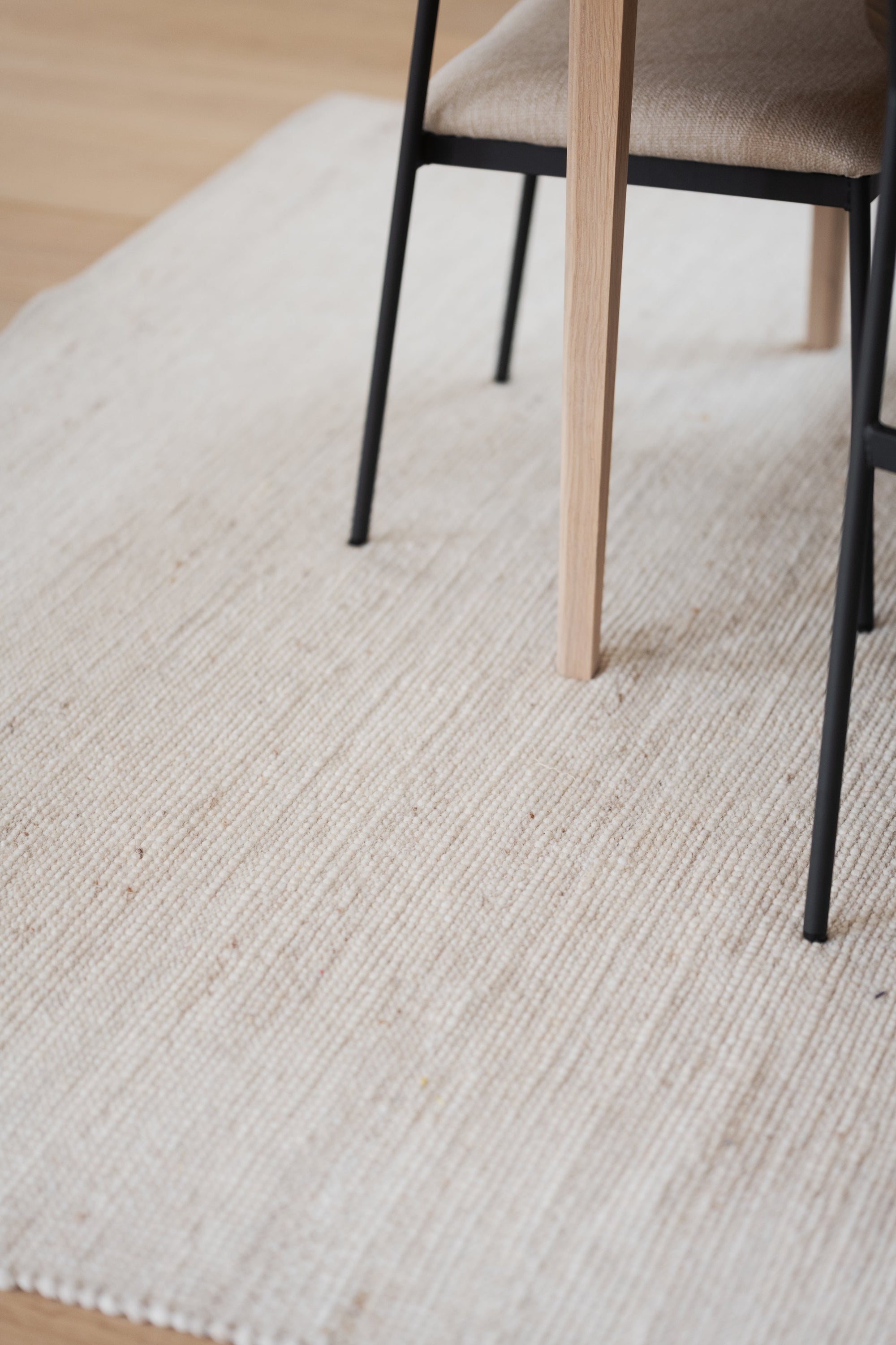 Donegal Wool Rug 200 x 290 cm – Light Beige – 2