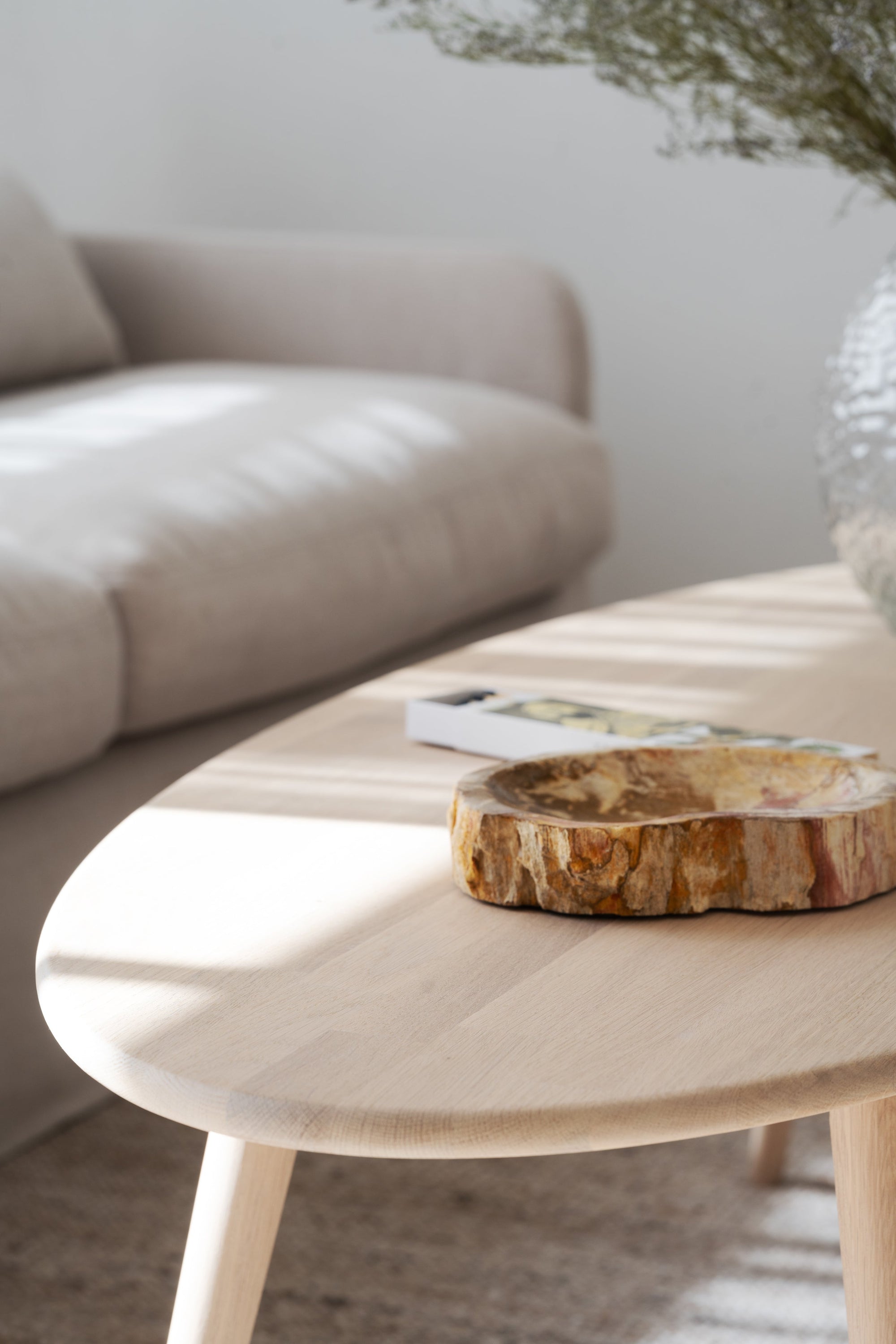 Tompkins Oval Coffee Table 150 x 60 cm – Whitewash Oak – 3