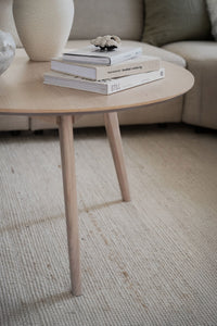 YUMI Coffee Table – Round / Lacquered veneered whitewash oak – 4