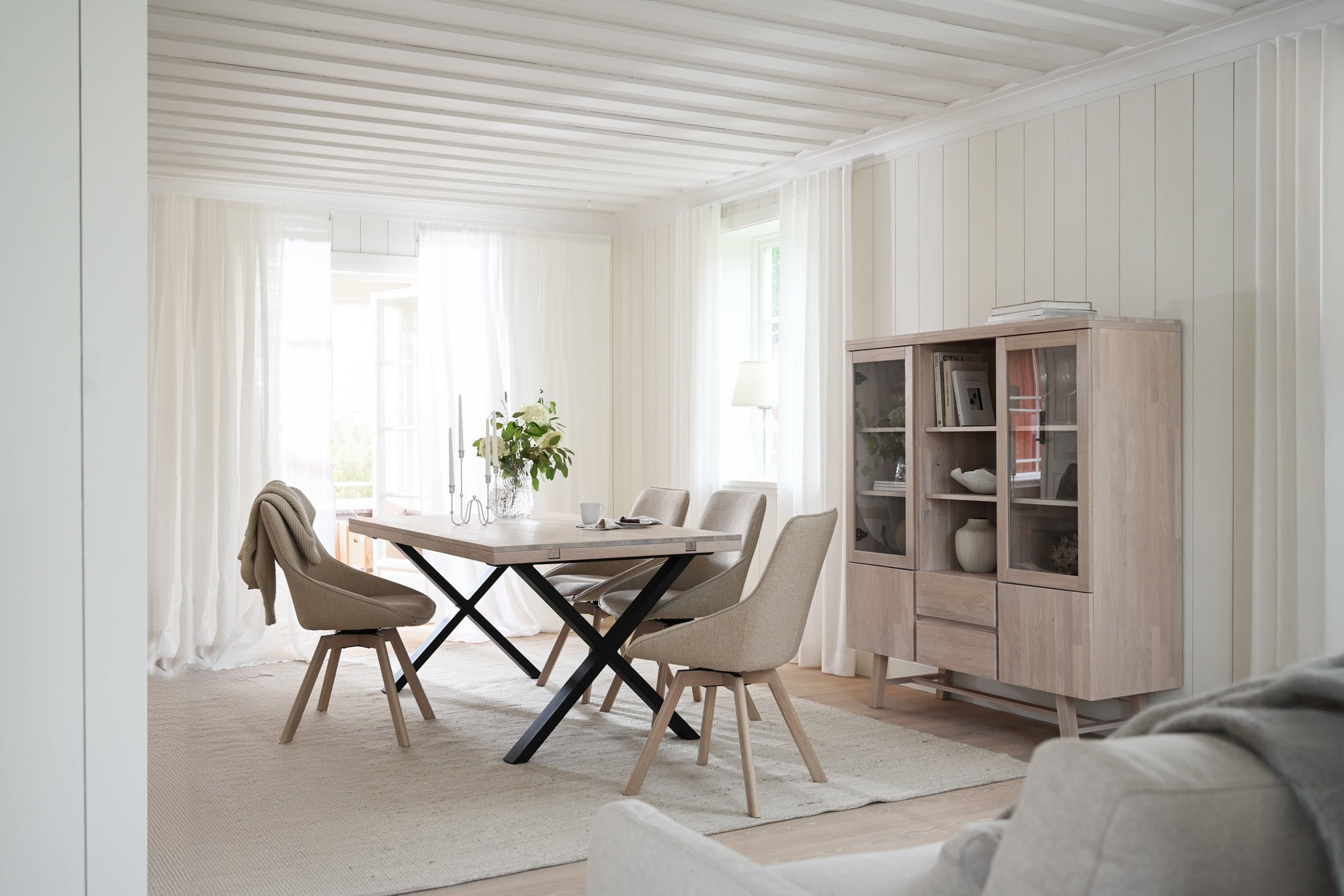 BROOKLYN X Legs Dining Table 170CM/270CM – Whitewash oak / 170 CM – 6