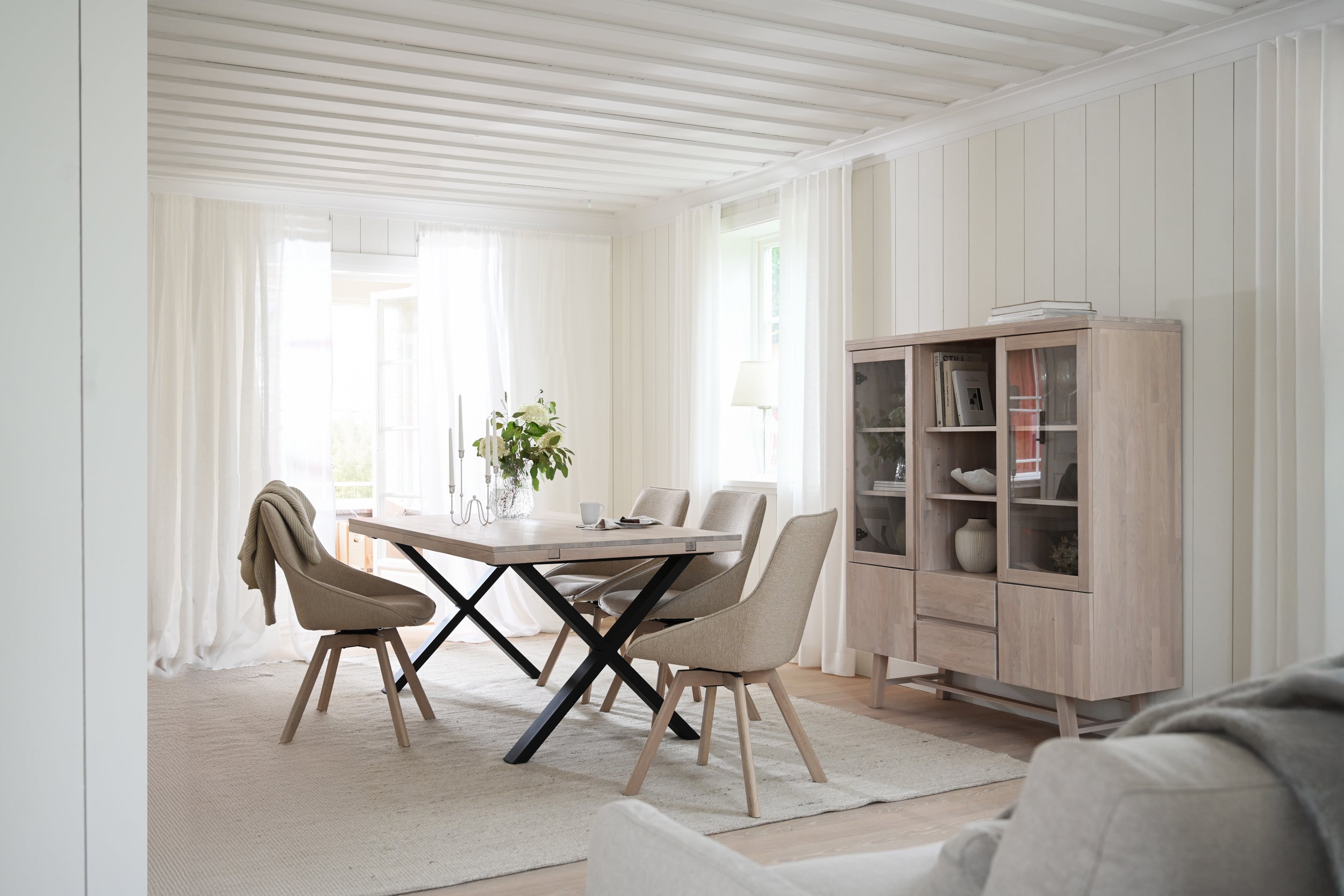 BROOKLYN X Legs Dining Table 170CM/270CM – Whitewash oak / 170 CM – 6