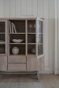 BROOKLYN Oak Vitrine 130 CM – Whitewashed – 3