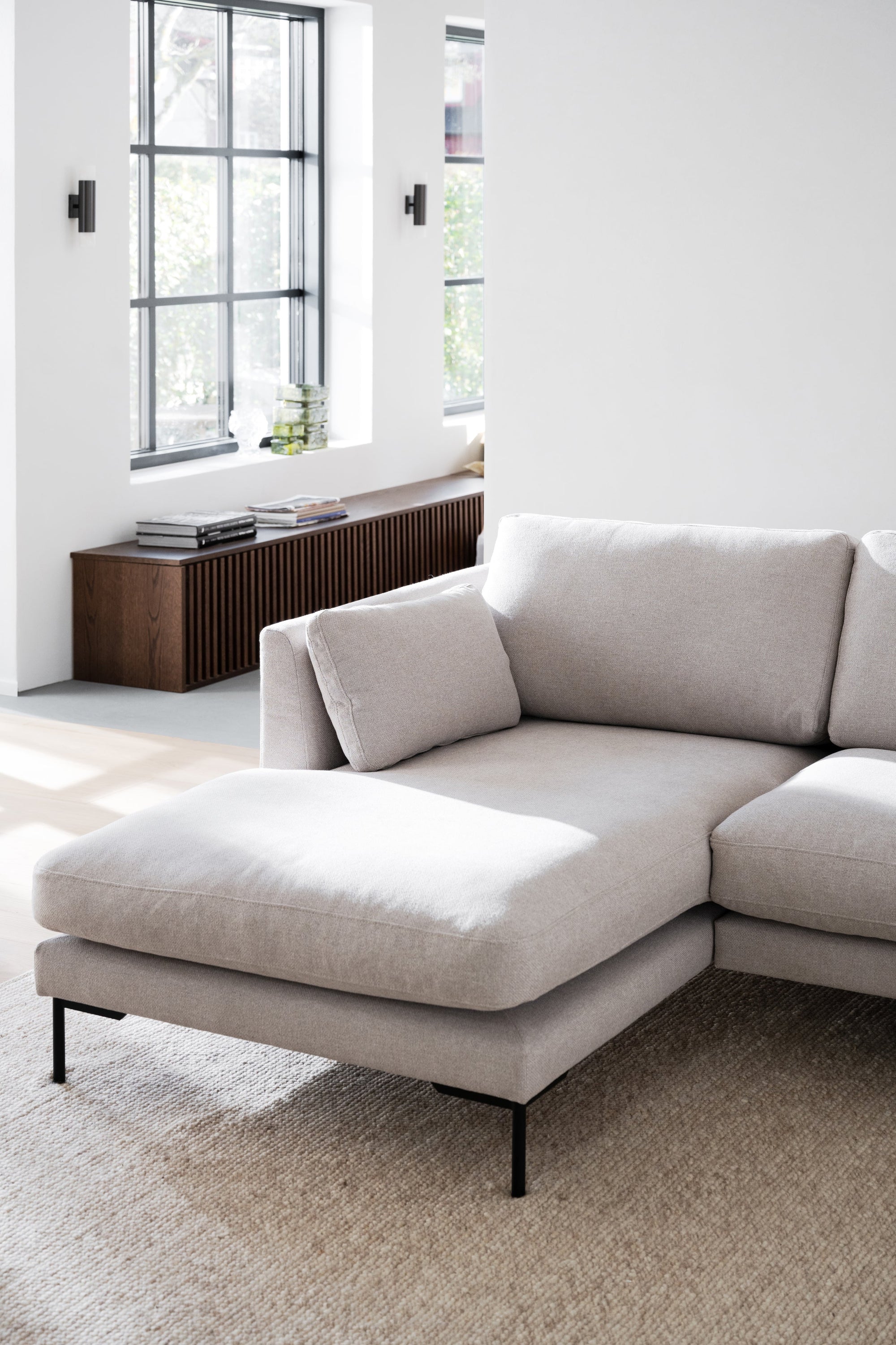 Corwin 3.5-Seater Sofa with Chaise Longue – Left-facing chaise – 4