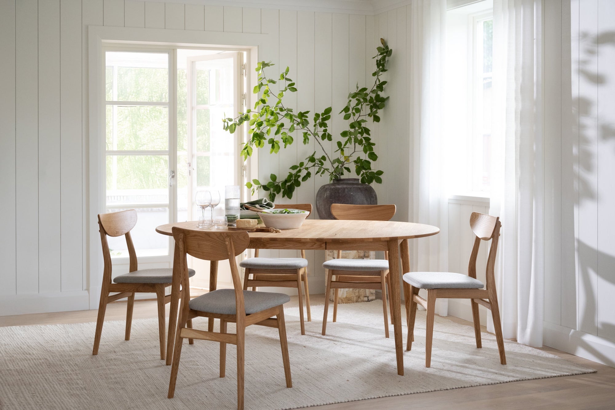 Tyler Round Extendable Dining Table Ø120 cm – Oak – 3