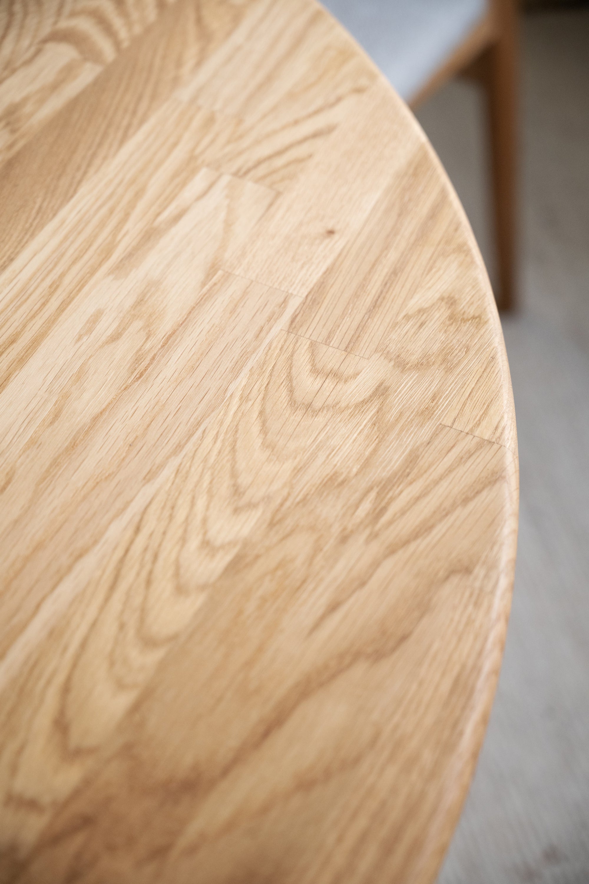 Tyler Round Extendable Dining Table Ø120 cm – Oak – 6