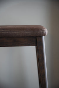 Livermore Bar Stool (Set of 2) – Brown Oak / Dark Brown – 7