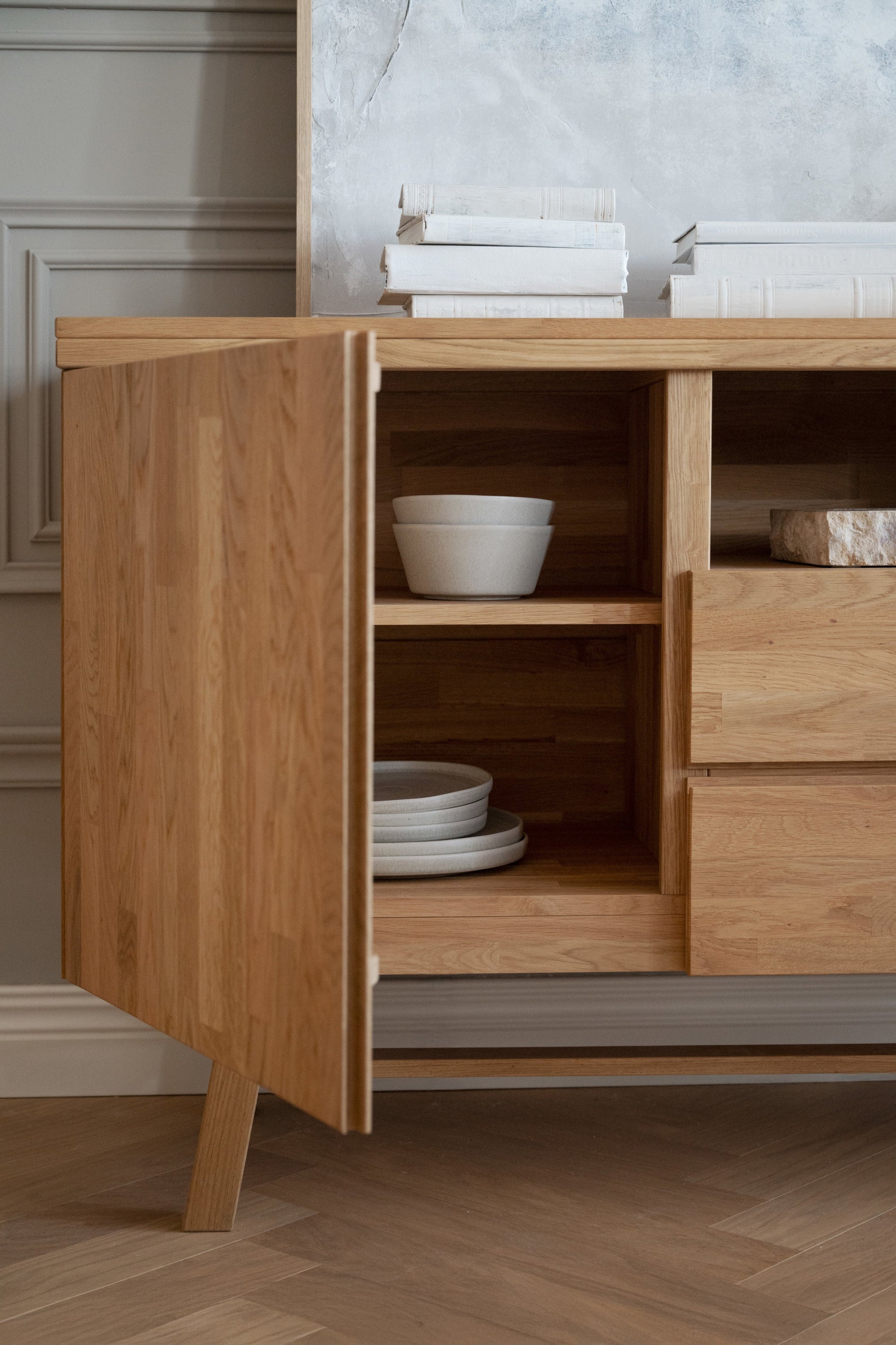 BROOKLYN Sideboard 160CM – Oak – room setting 3