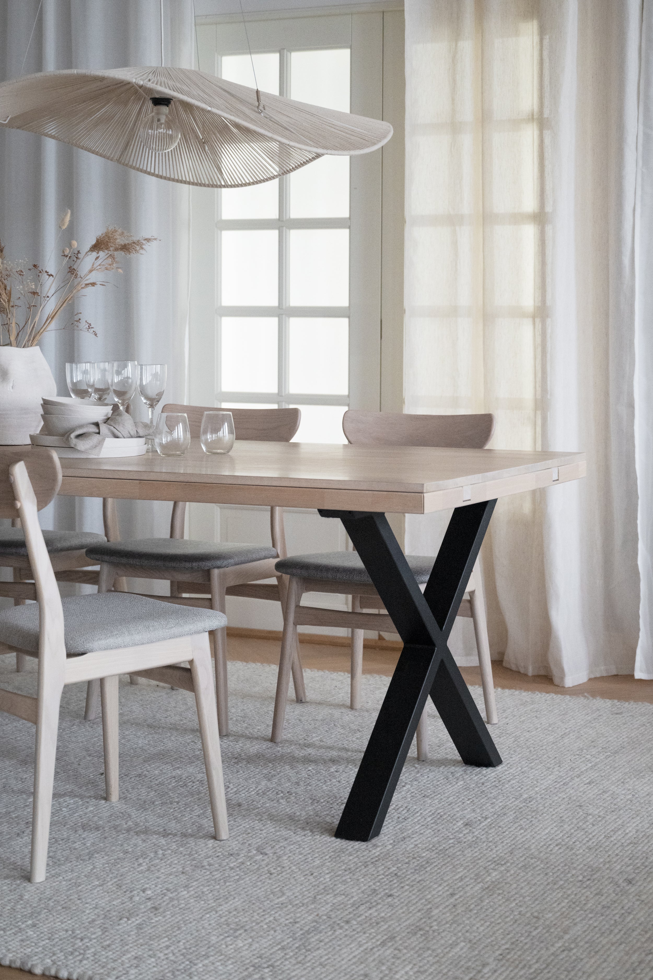 BROOKLYN X Legs Whitewashed Oak Dining Table 220/320CM – Dining table – 2