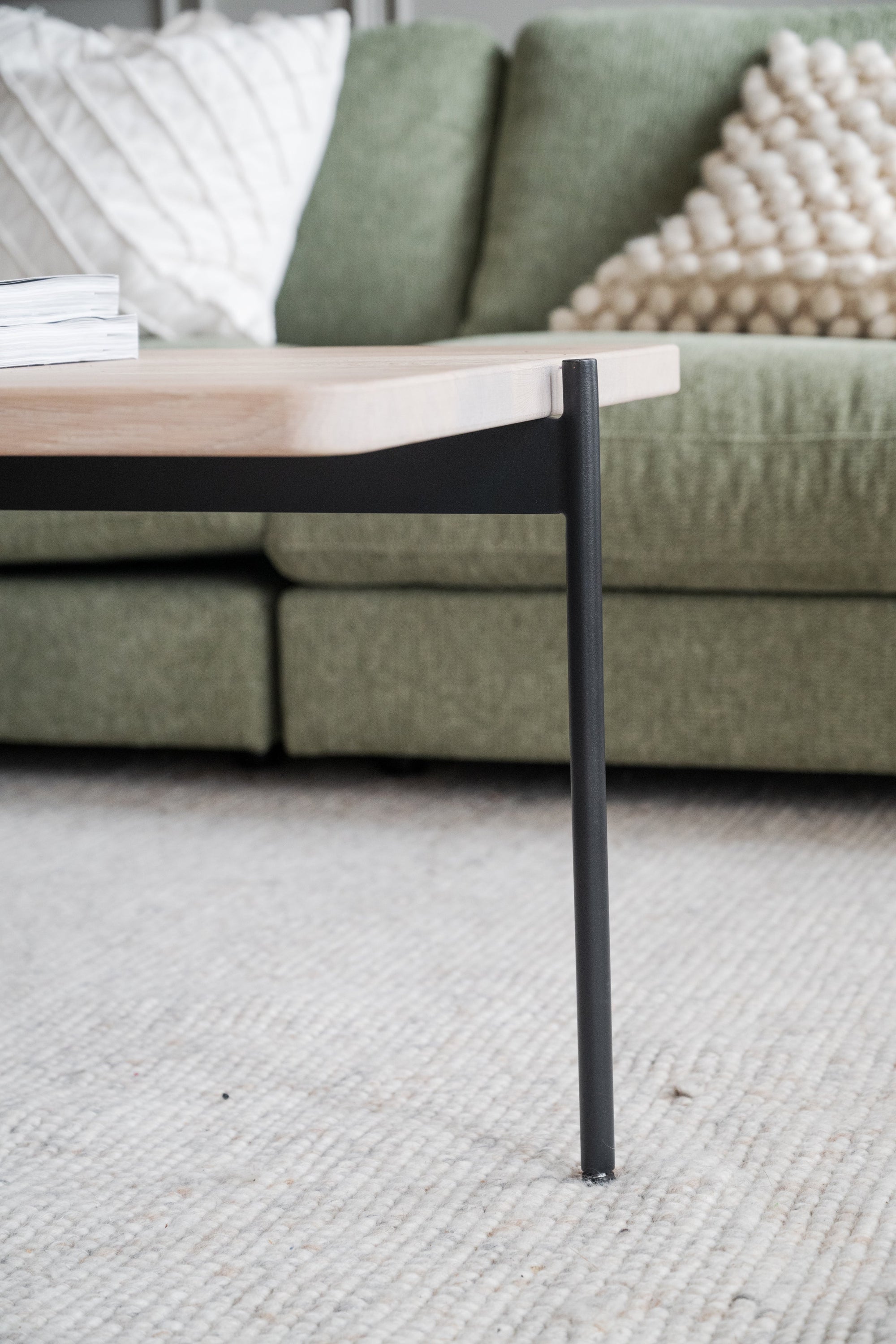 SHELTON Coffee Table 95CM & 145CM – Small – 95 x 50 cm / whitewash oak/black metal – 3