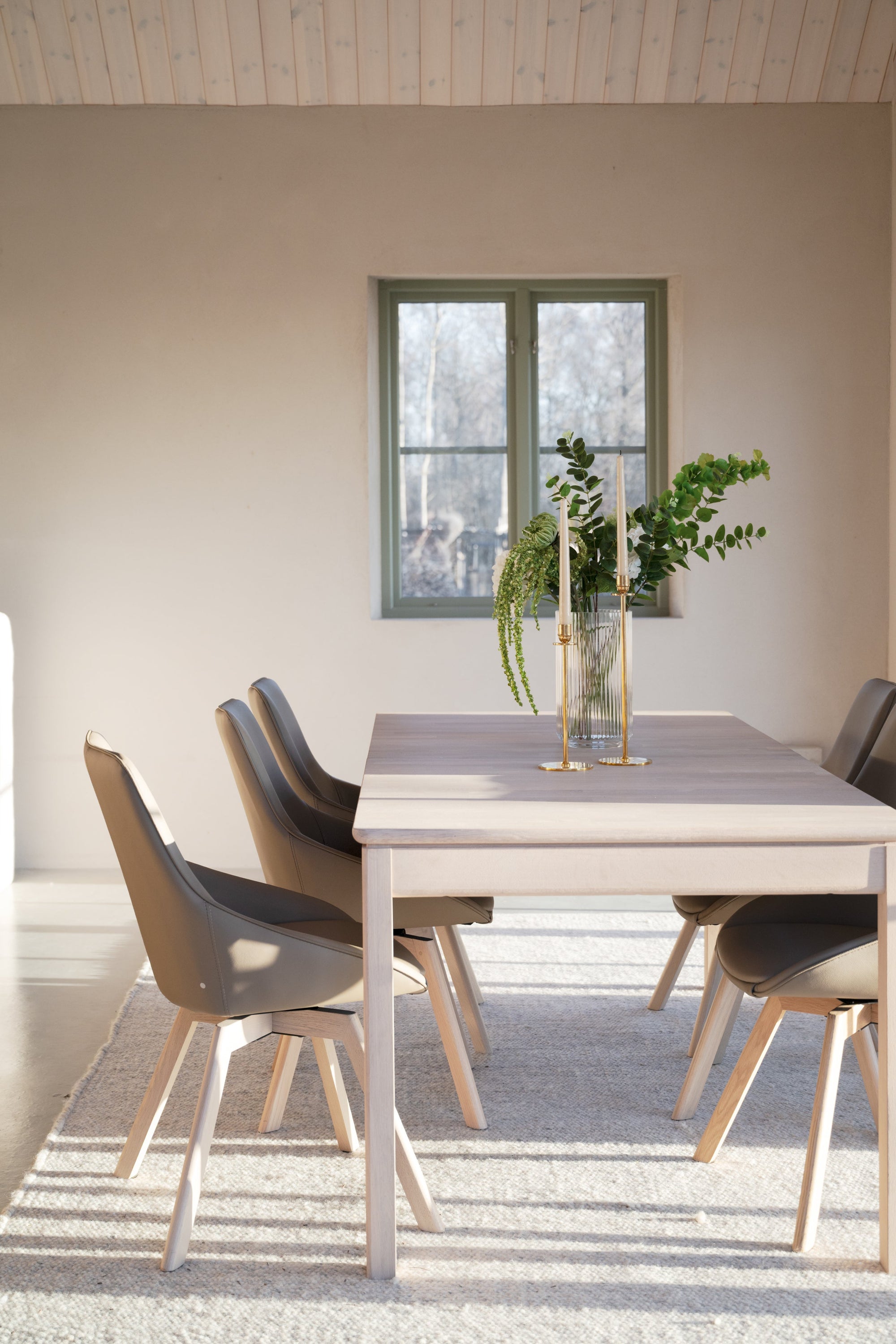 Gardner Dining Table, White Pigmented Oak, 200 to 300 cm – Standard 200 CM – 2