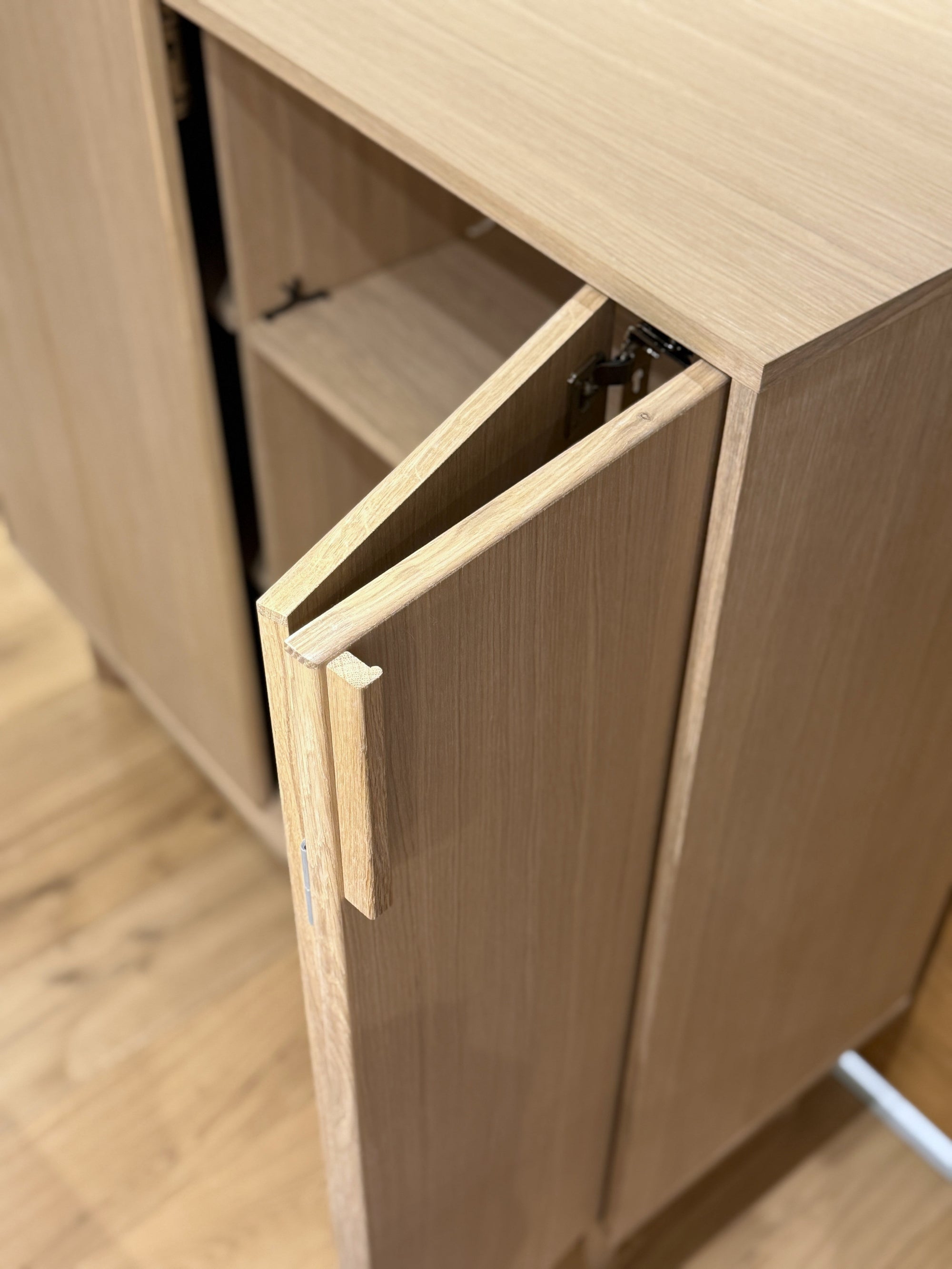 CASØ 550 Sideboard with Wooden Doors 142CM