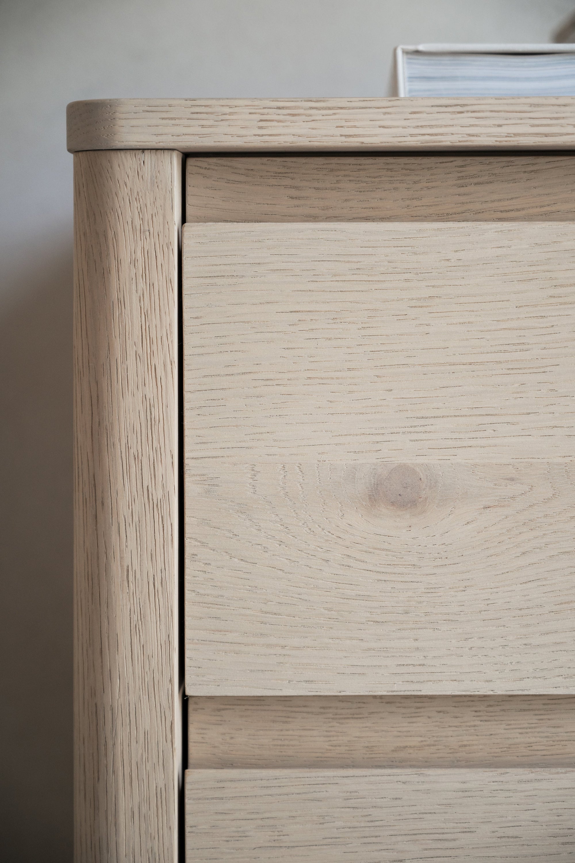 Melstone Chest of Drawers 110 cm – Whitewash Oak – 3