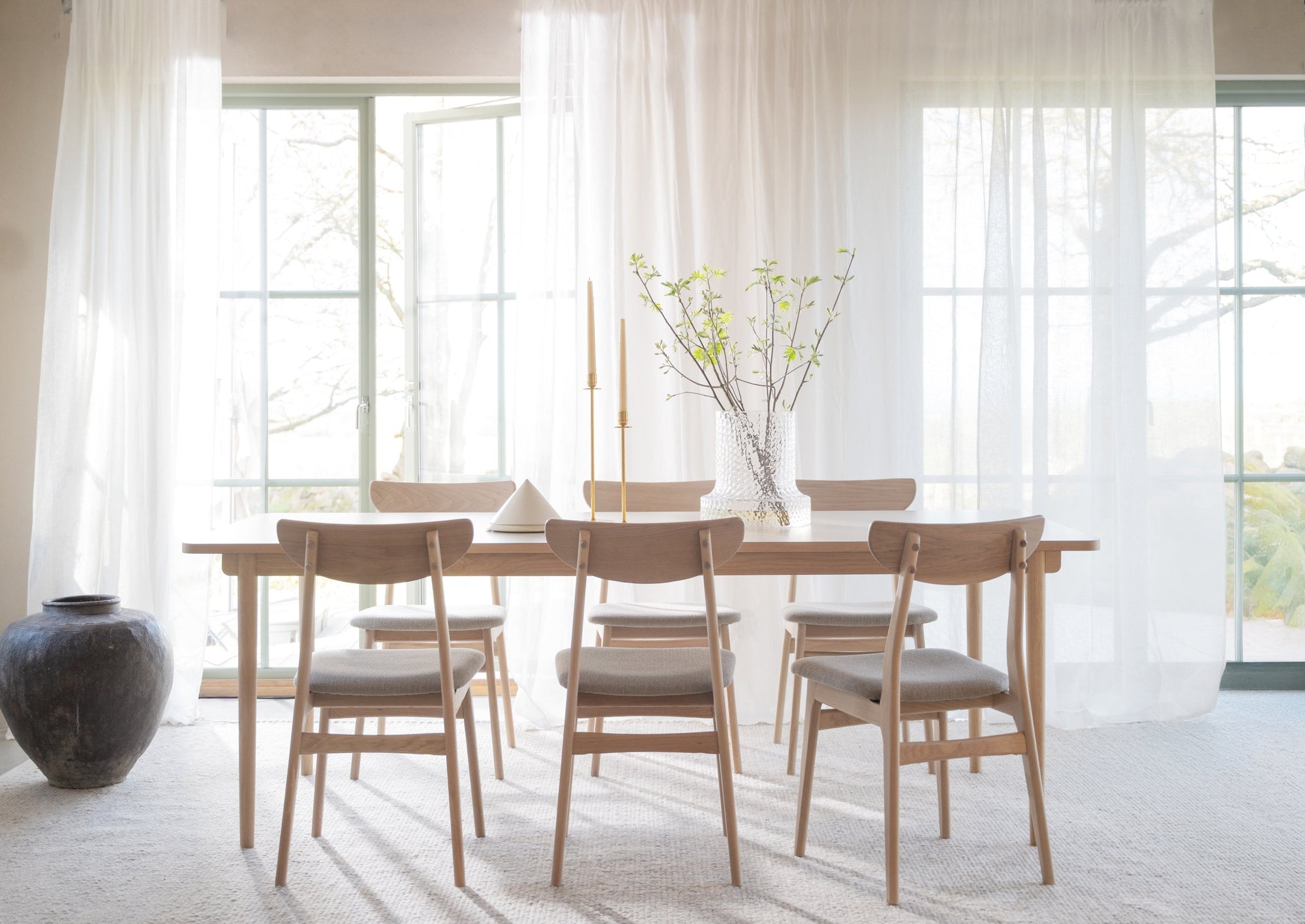 Fairmount Dining Table 220 x 95 cm – Beige / Whitewash Oak – 3