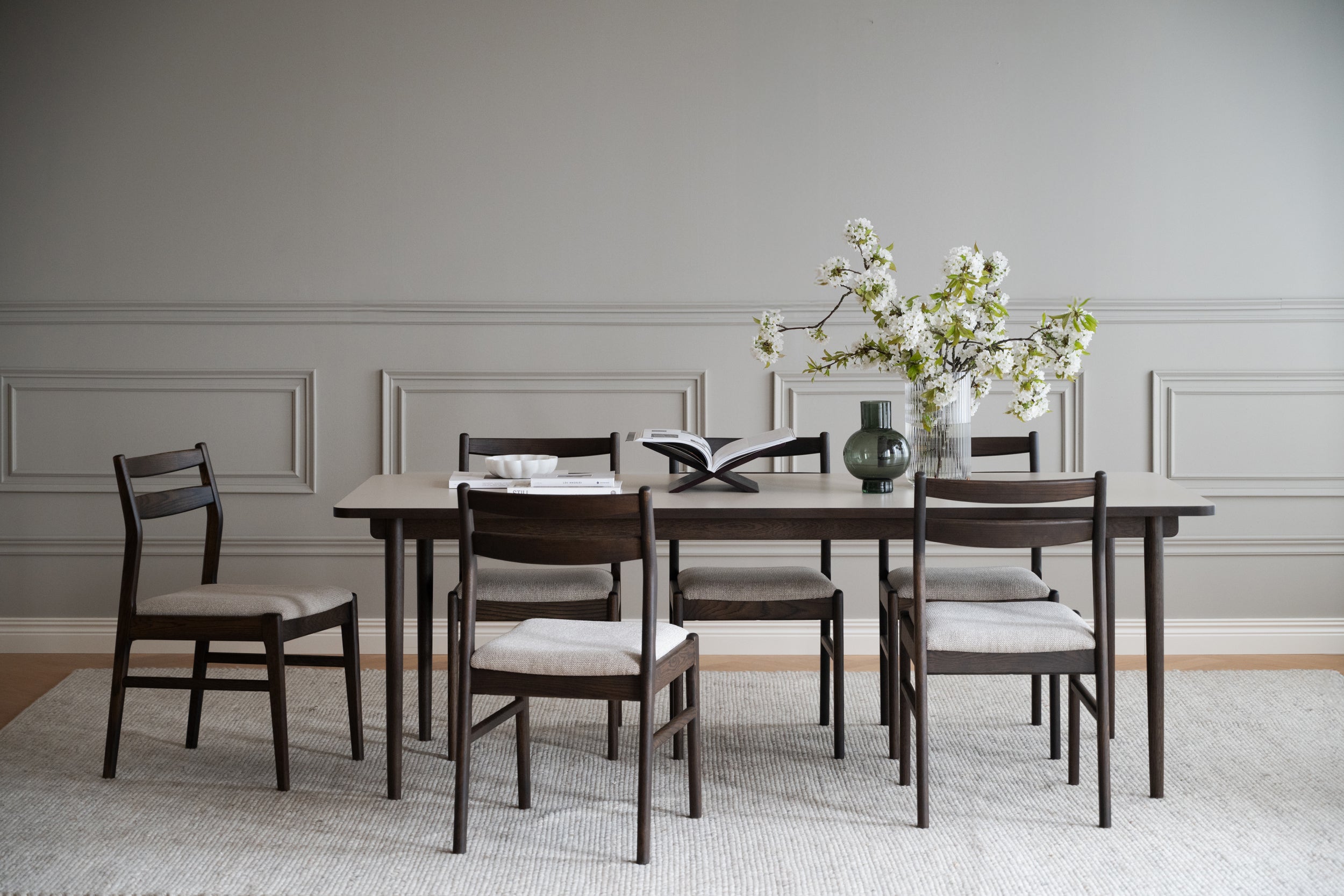 Fairmount Dining Table 220 x 95 cm – Beige / Brown Oak – 2