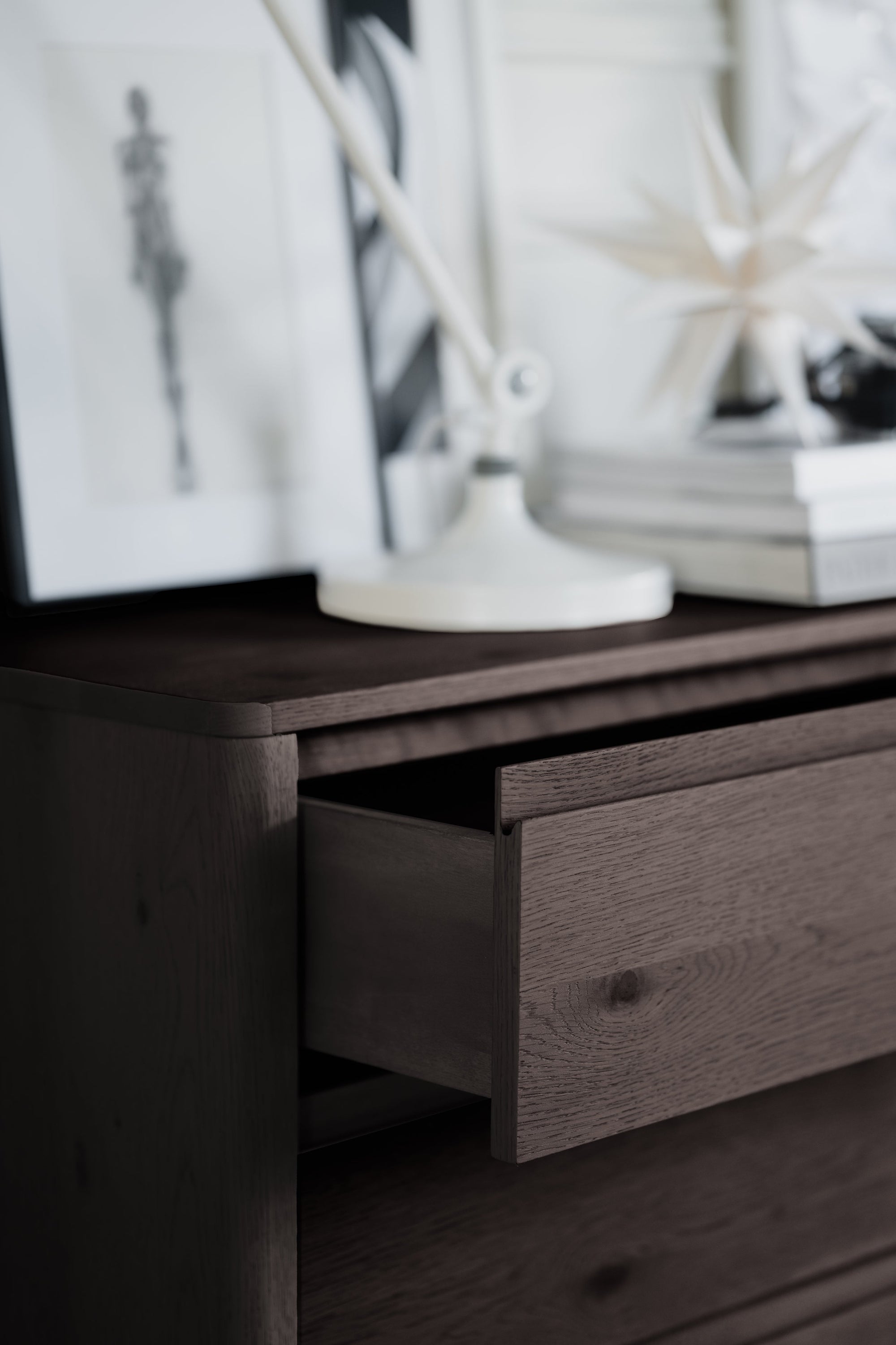 Melstone Chest of Drawers 110 cm – Brown Oak – 4