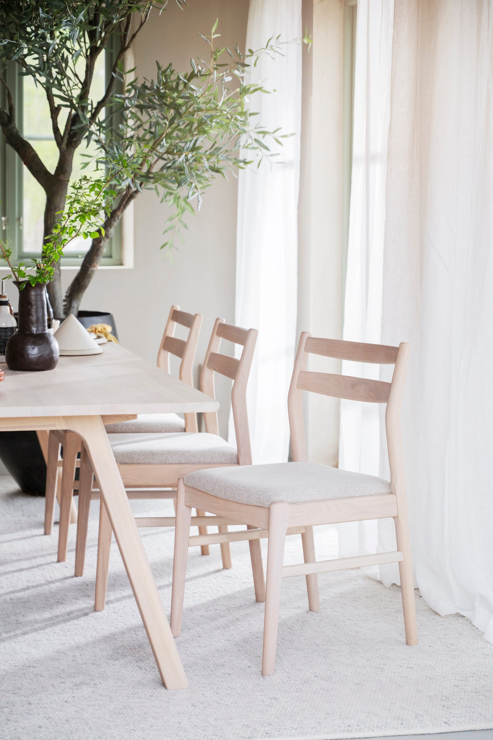Kerwin Dining Chair (Set of 2) – Whitewash Oak / Light Beige – 2