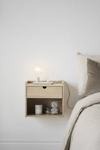 Hillmond Wall-Mounted Bedside Table – Whitewash Oak – 4