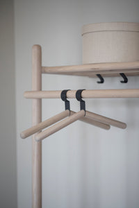 MILFORD Coat Hanger Set of 4 – Oak – 2