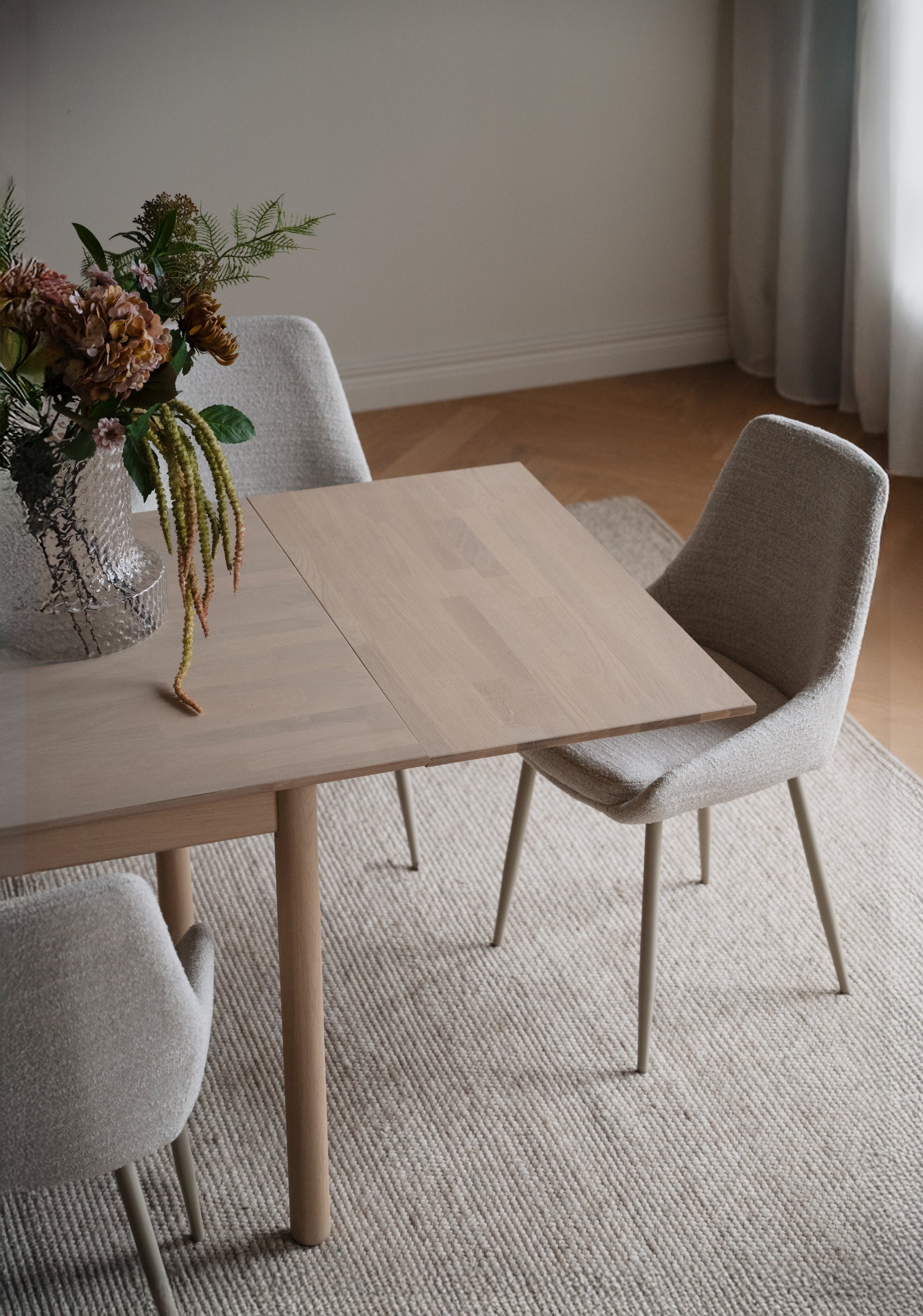 Derrymore Dining Table 205 x 90 cm – Whitewash Oak – 4