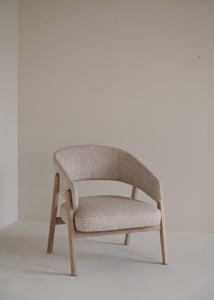 Barnaby Lounge Chair – Light Beige / Whitewash Oak – 2
