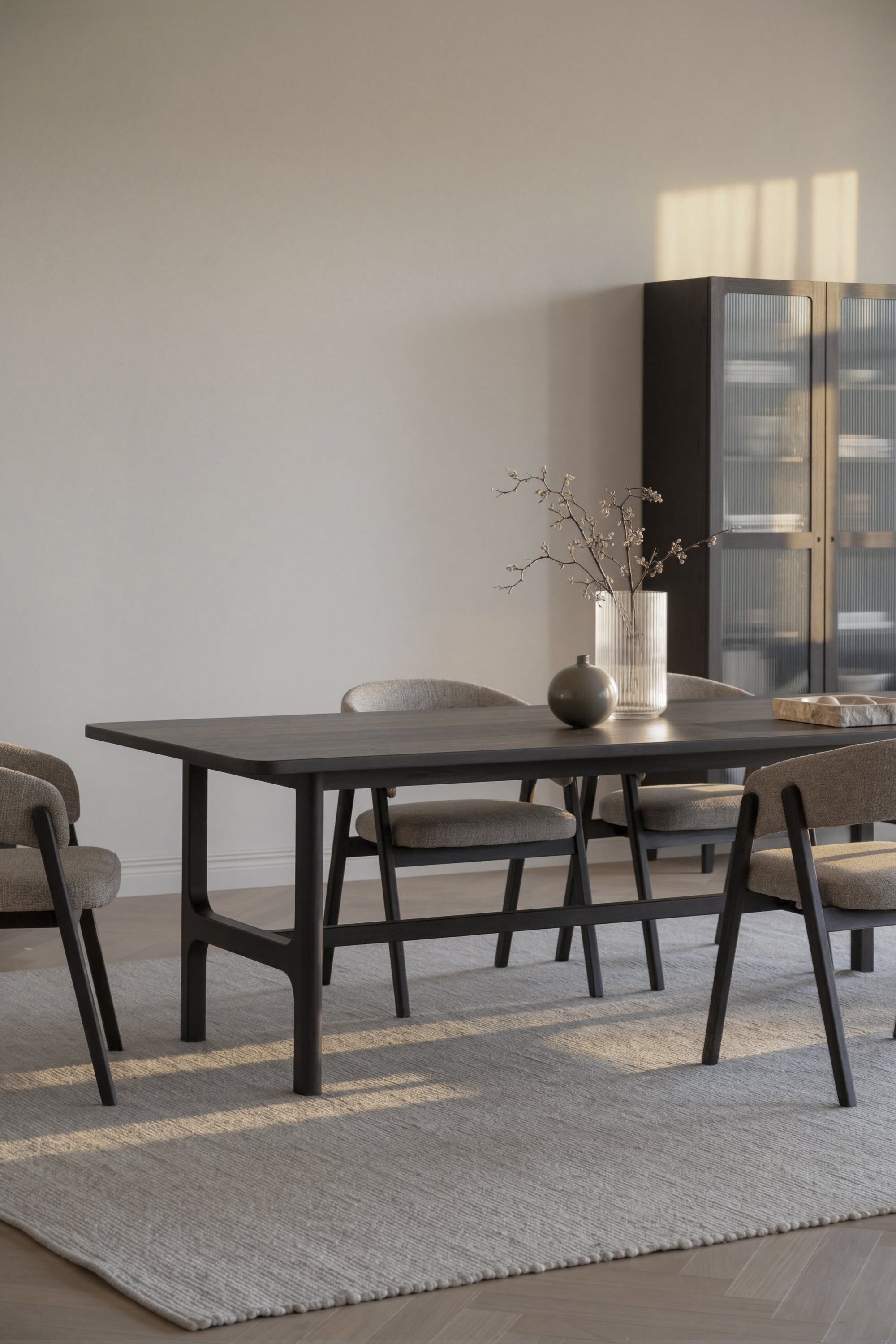 Driscoll Dining Table 240 x 100 cm – Brown Oak – 5