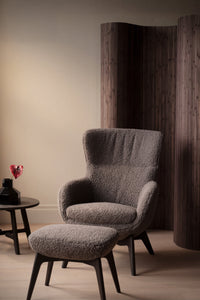 Dunbrody Lounge Chair with Footstool – Grey Beige Faux Sheepskin / Brown Oak – 2