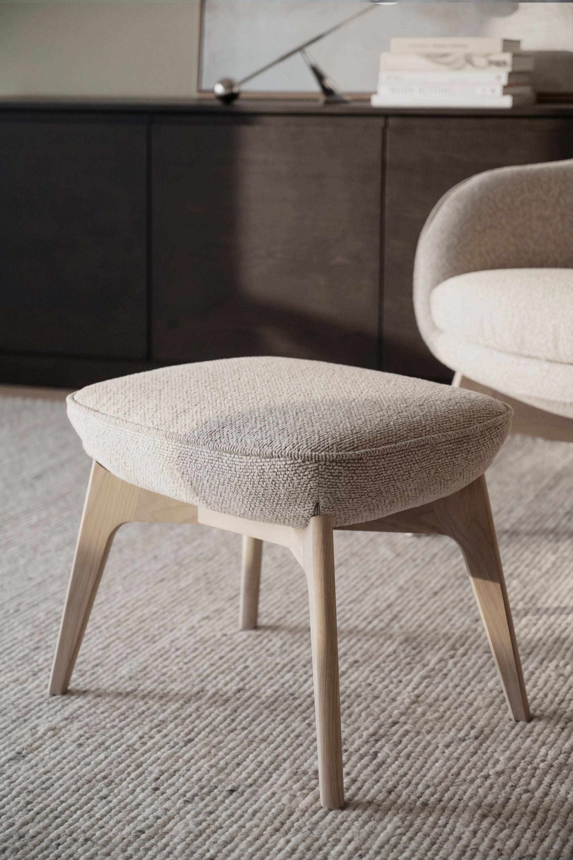 Dunbrody Lounge Chair with Footstool – Light Beige Fabric / Whitewash Oak – 3