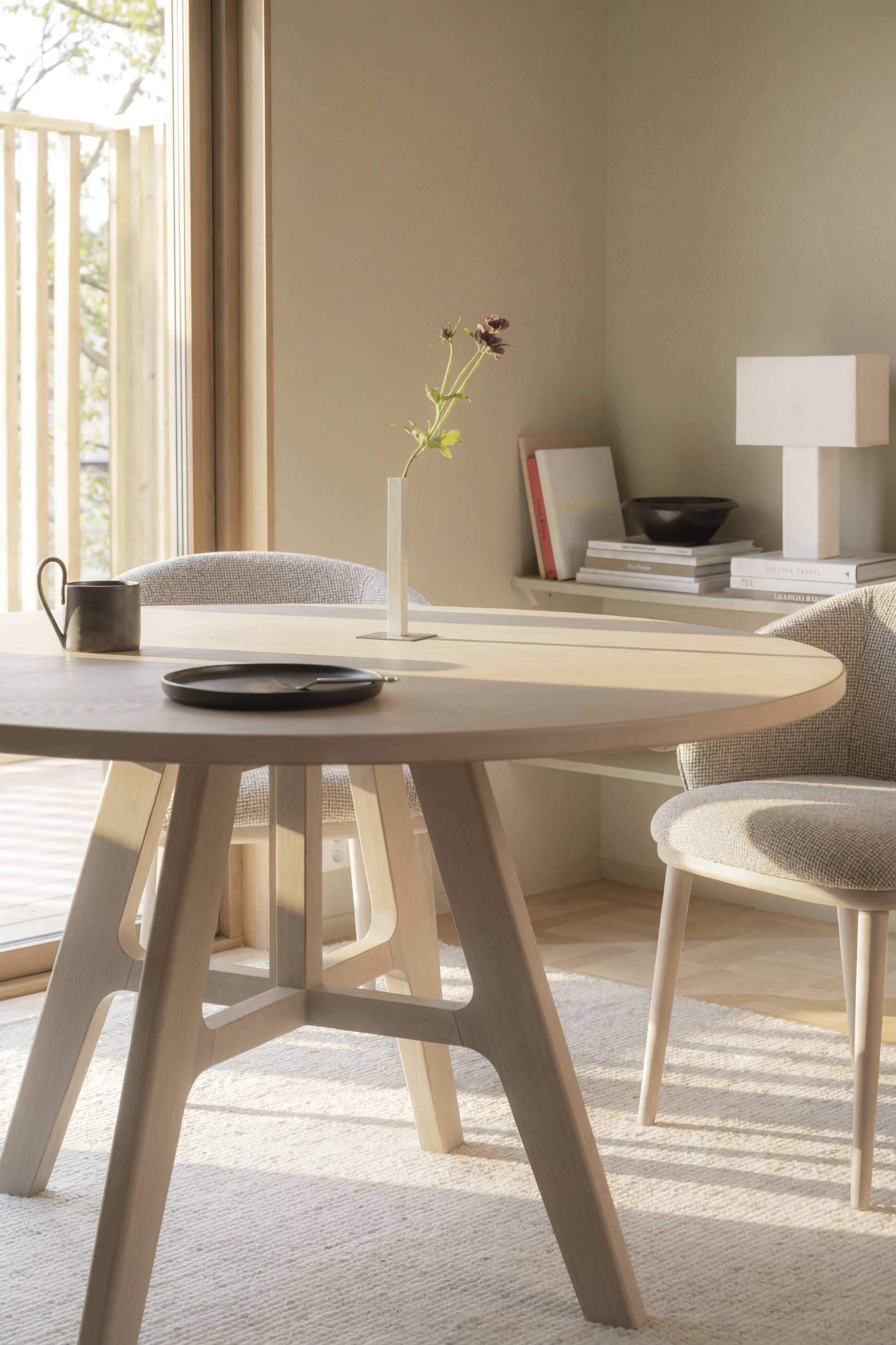 Stockbridge Round Extendable Dining Table 130 cm – Whitewash Oak – 3