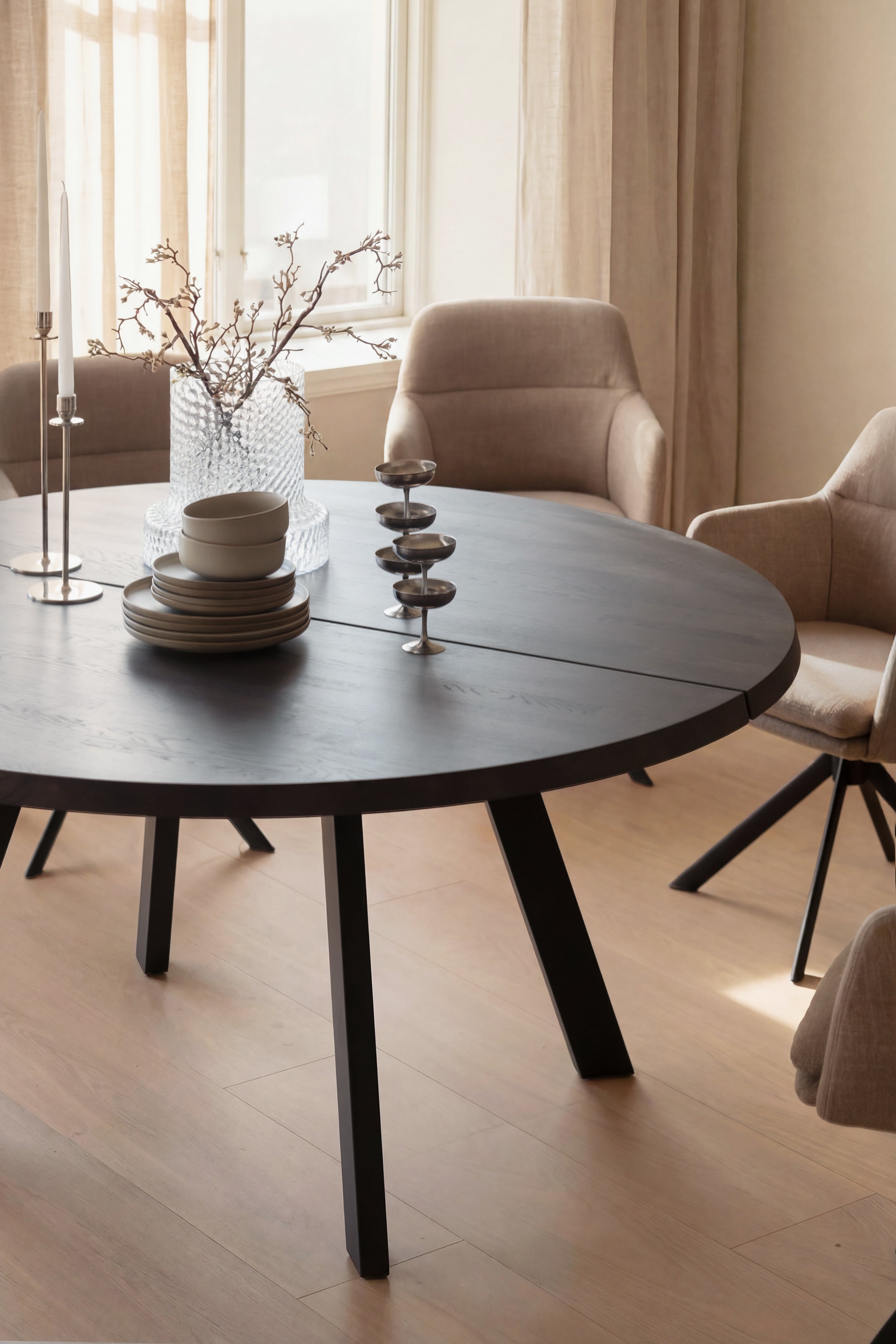 FRED Round Dark Brown Oak Table 160CM – Default Title – 3